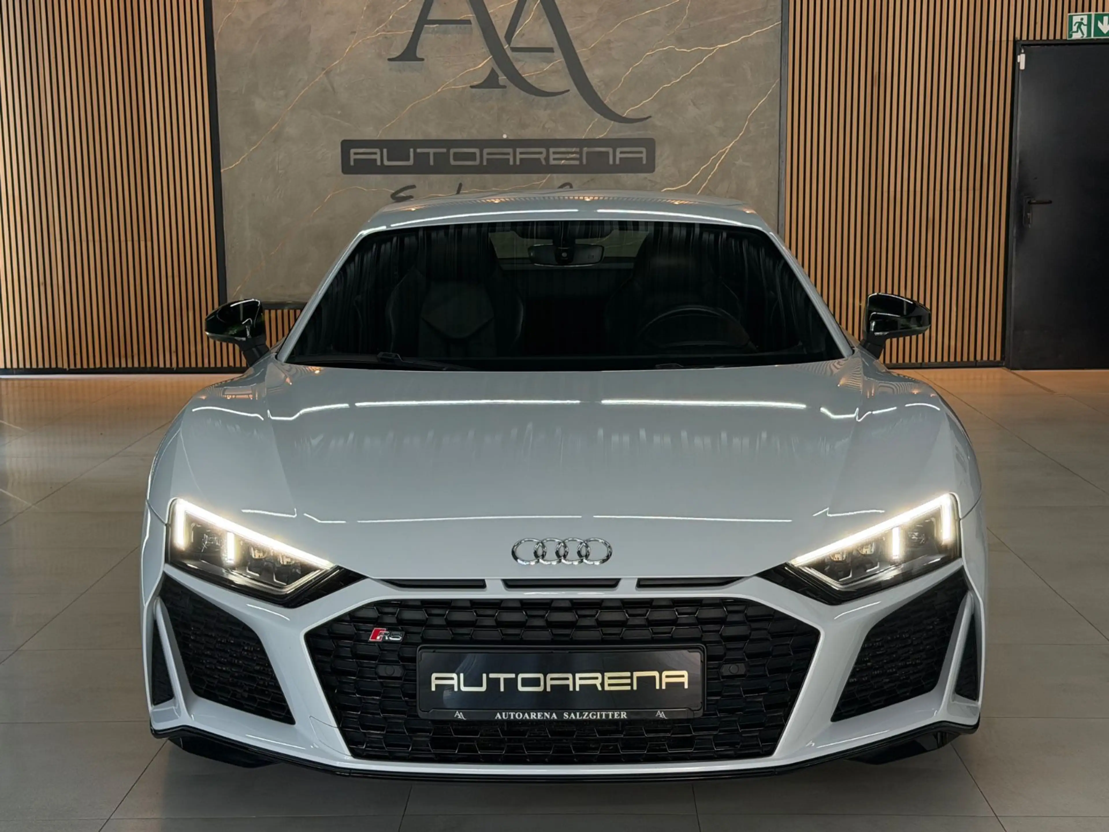 Audi R8 Coupe 5.2 ''V10''*LED*B&O*R.KAM* — photo 5