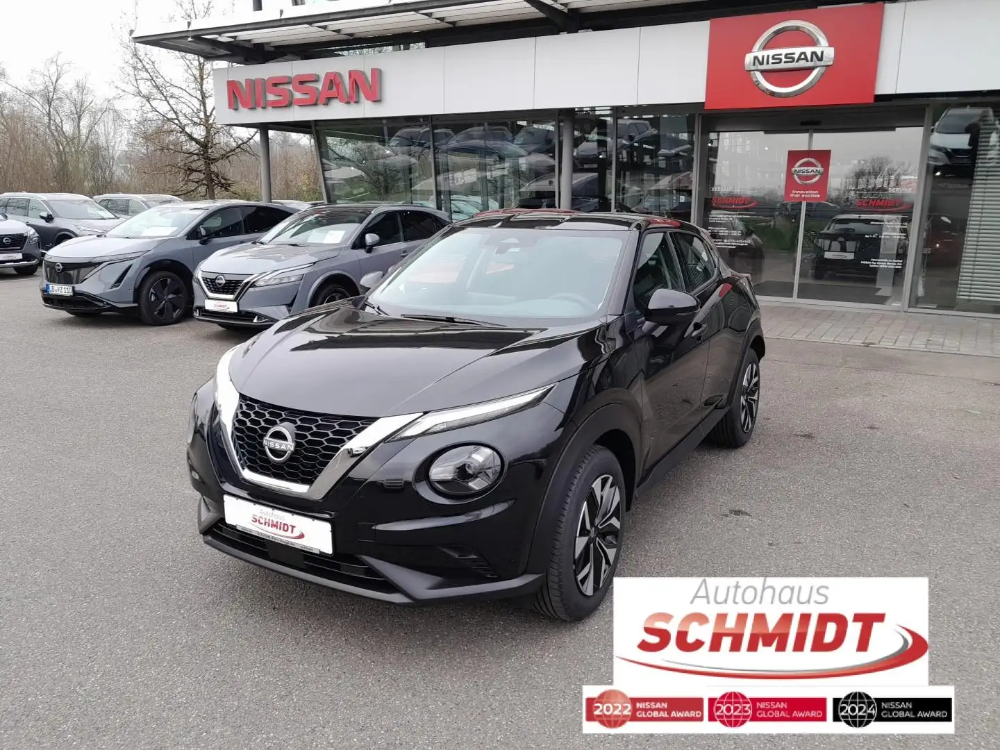 Nissan Juke 1,0 DIG-T Acenta Komfort Schwarz - 1