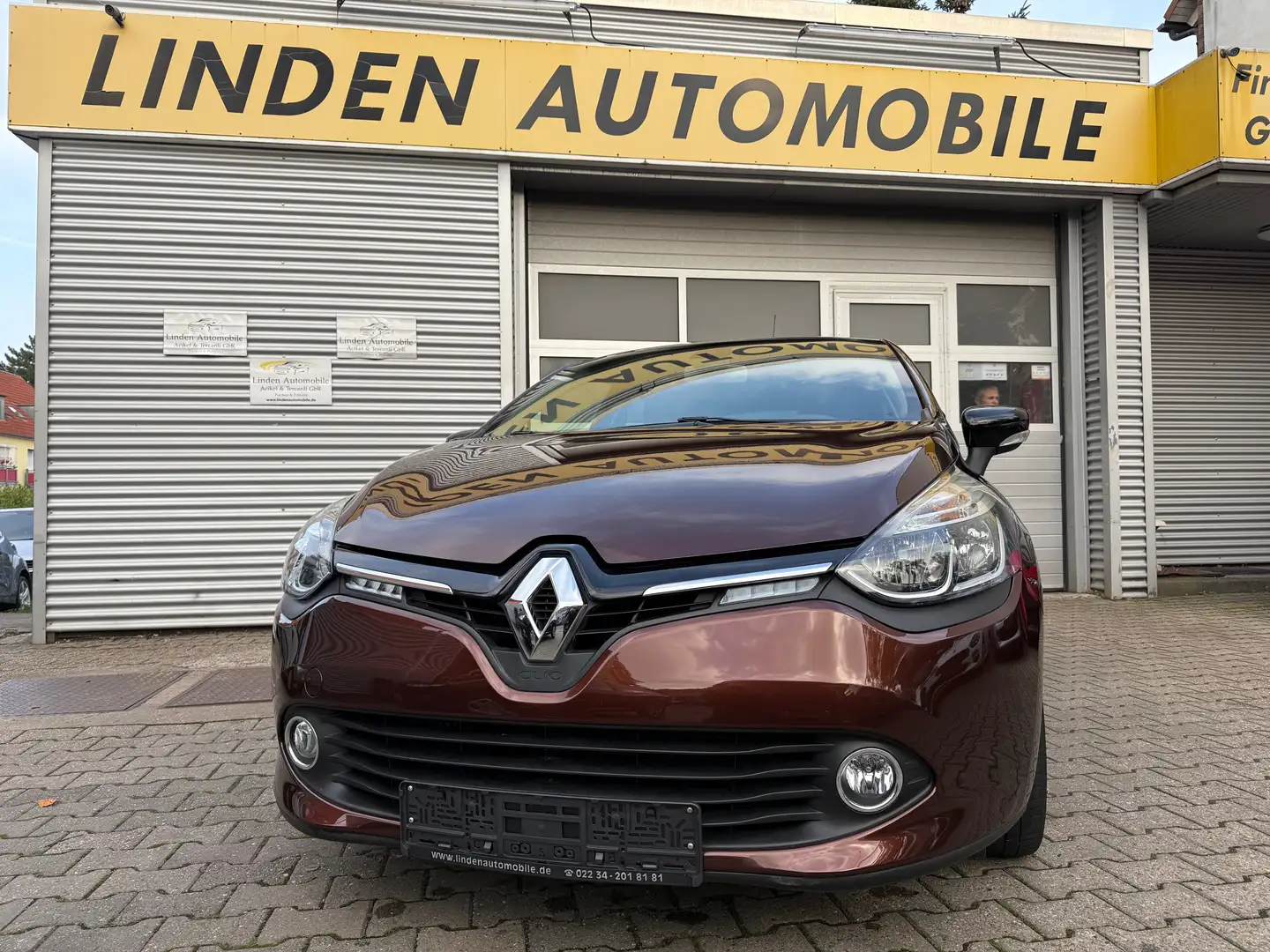 Renault Clio Luxe Braun - 1
