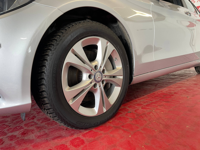 Mercedes-Benz C 250 C 250 * 2.Hd + SHgpfl.+ Sport + Navi — photo 4