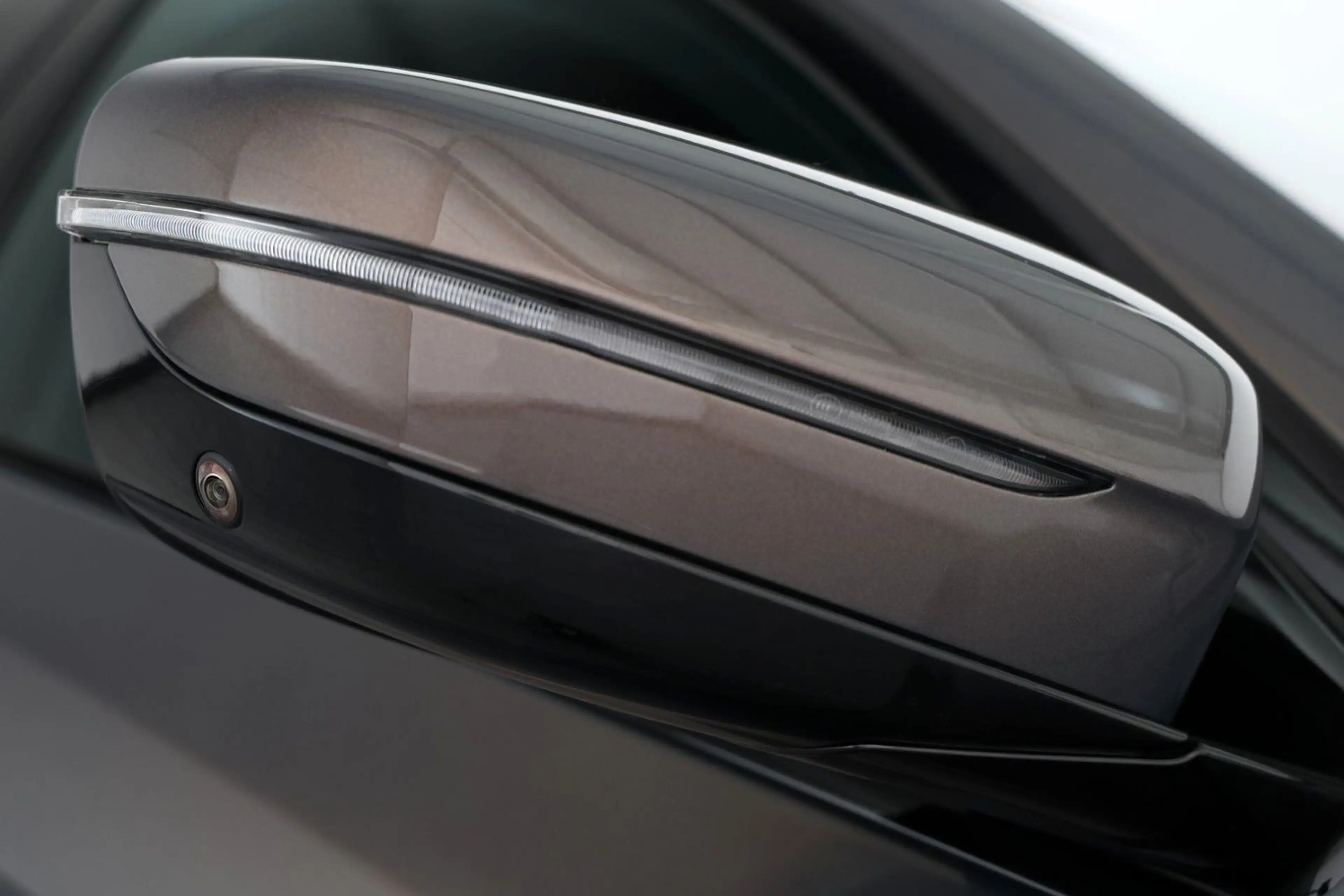 Alpina B5 BITURBO Touring SWITCH-TRONIC Allrad — photo 9