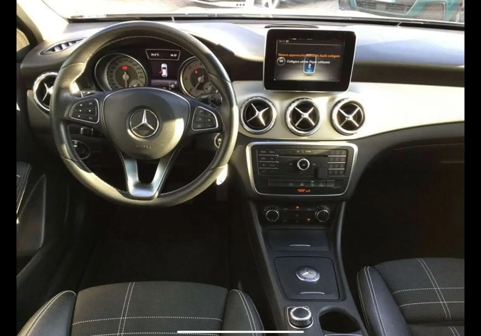 Mercedes-Benz 200 GLA D 2017 Gri - 2