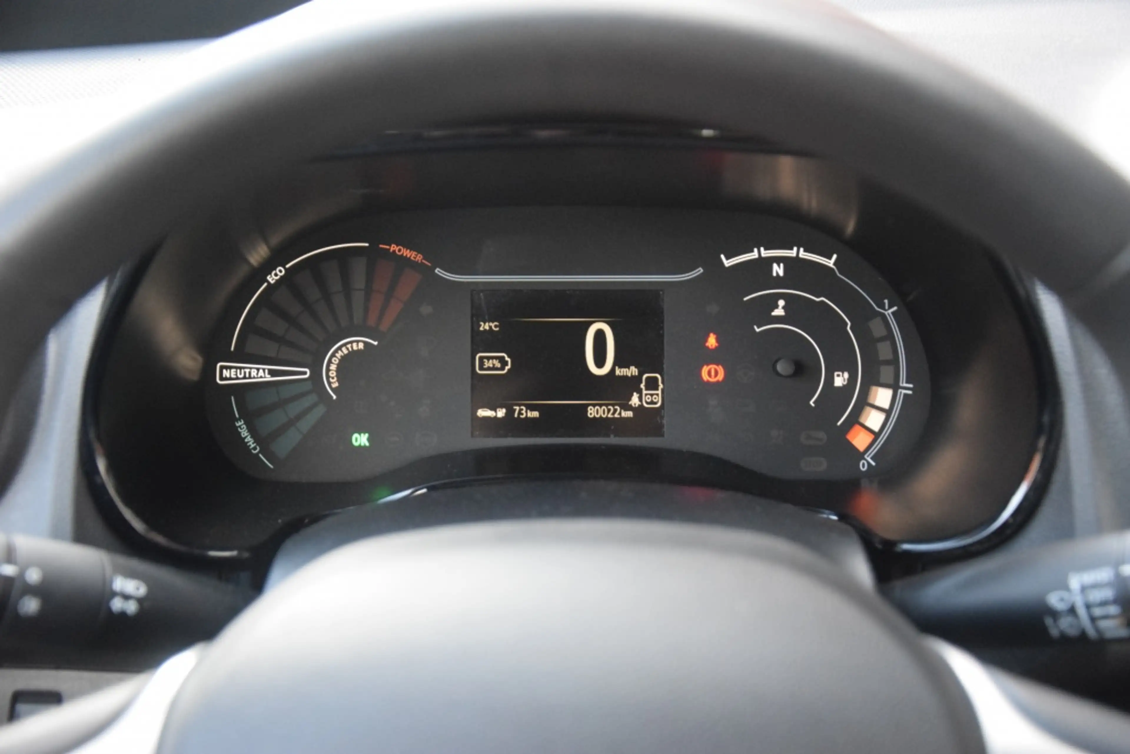 Dacia Spring Essential 27kWh SOH90,4% — photo 17