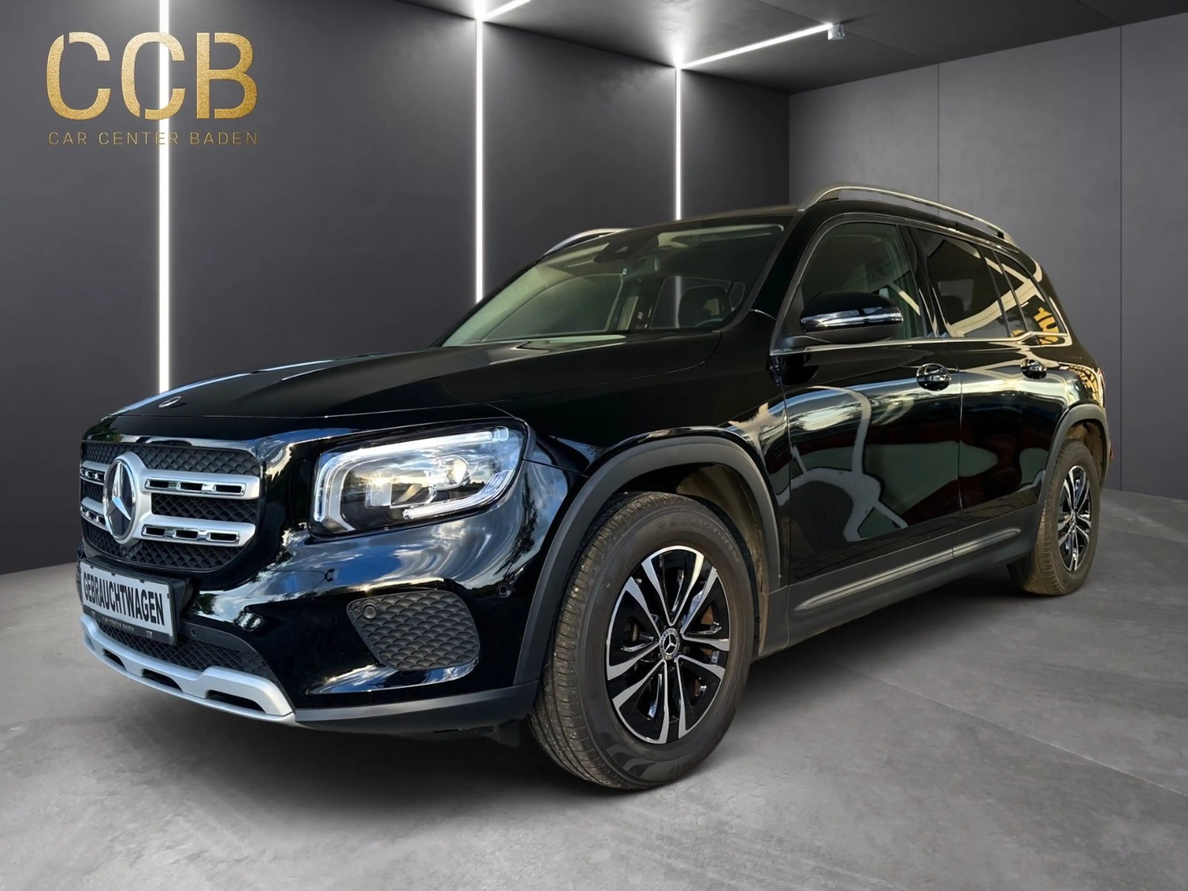 Mercedes-Benz GLB 200 d Style/AHK/8*Fach bereift