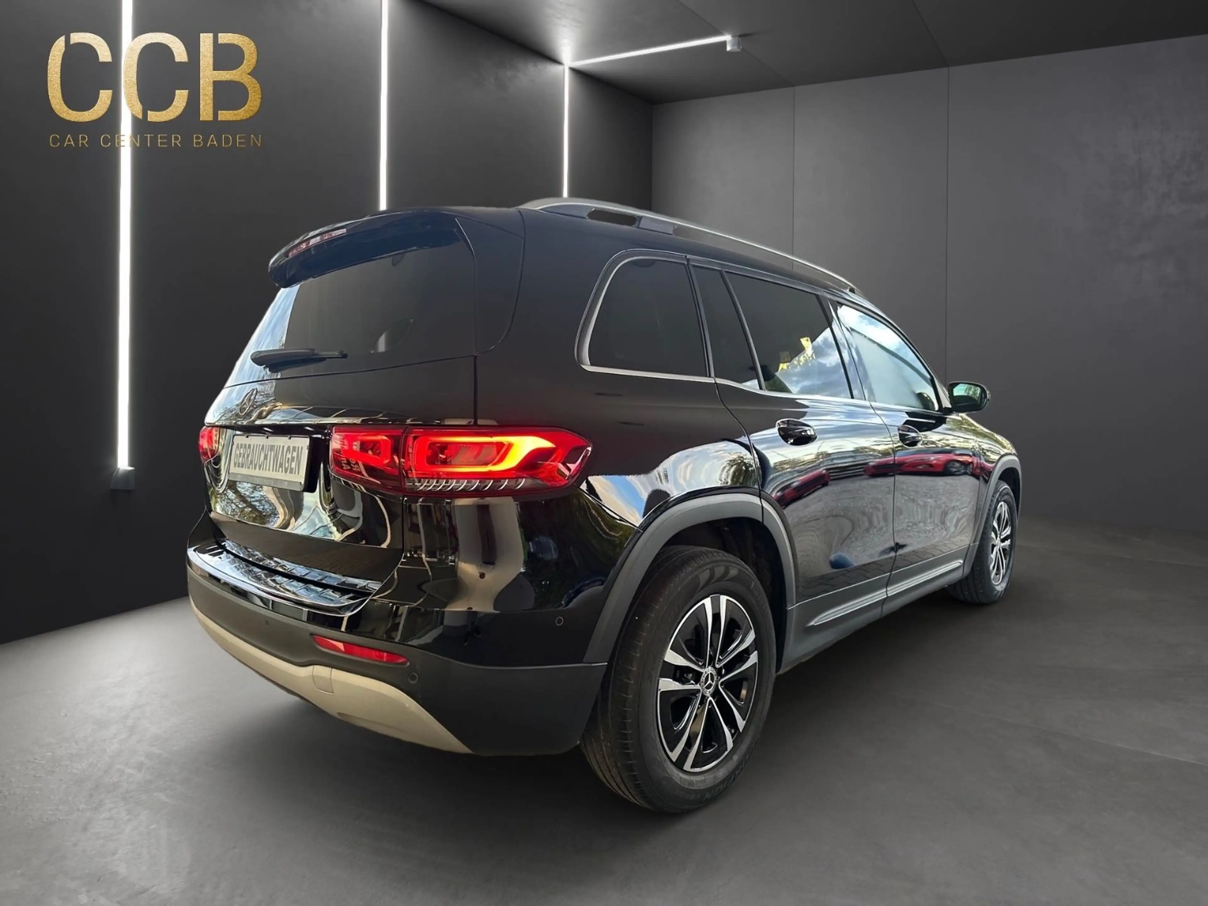 Mercedes-Benz GLB 200 d Style/AHK/8*Fach bereift — photo 5
