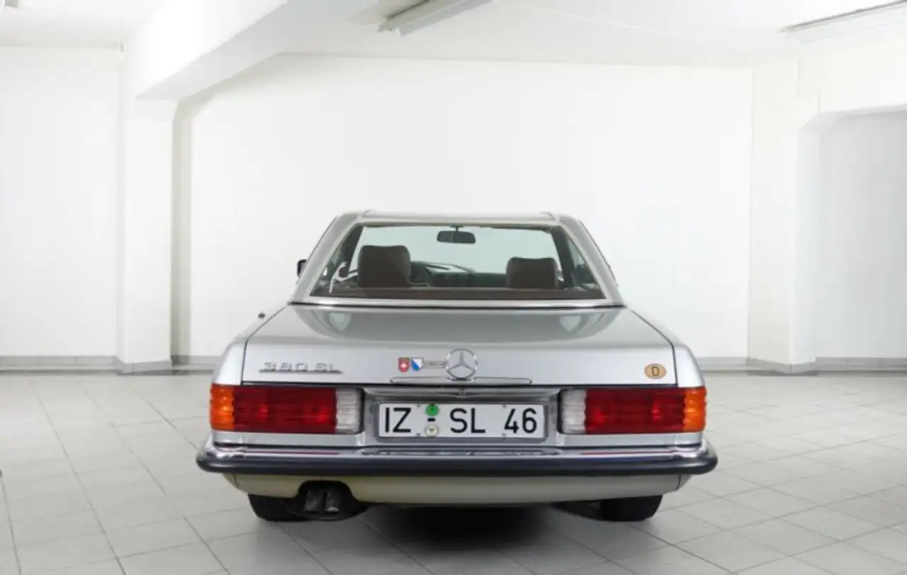 Mercedes-Benz SL 380 Deutsches Fahrzeug, foto 5