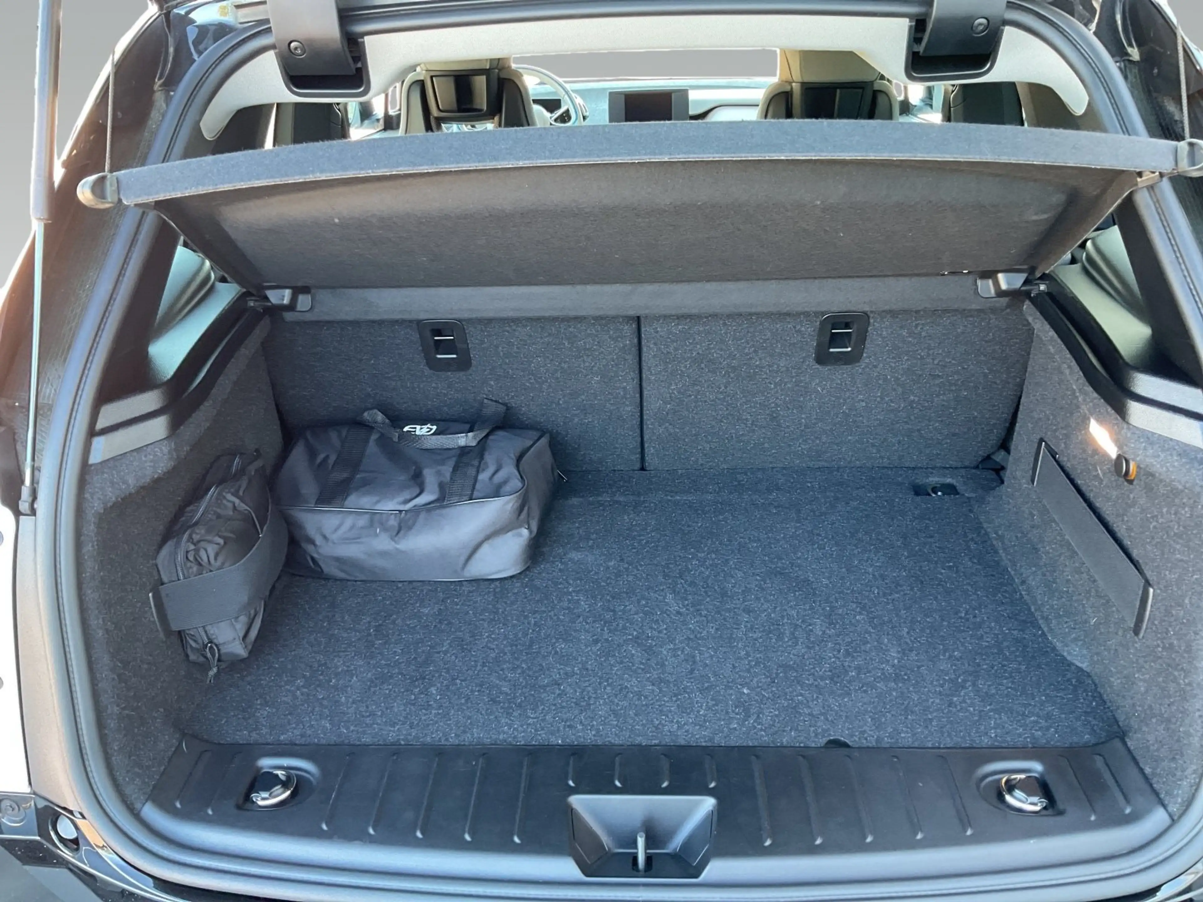 BMW i3 Elektroauto für Einsteiger! — photo 12