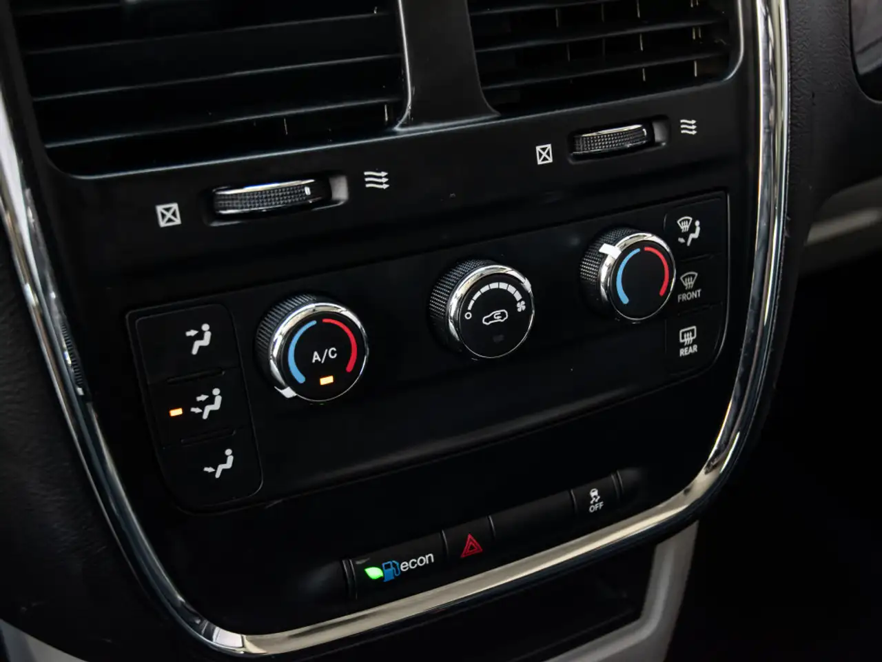 Dodge Grand Caravan fotografie Dodge Grand Caravan