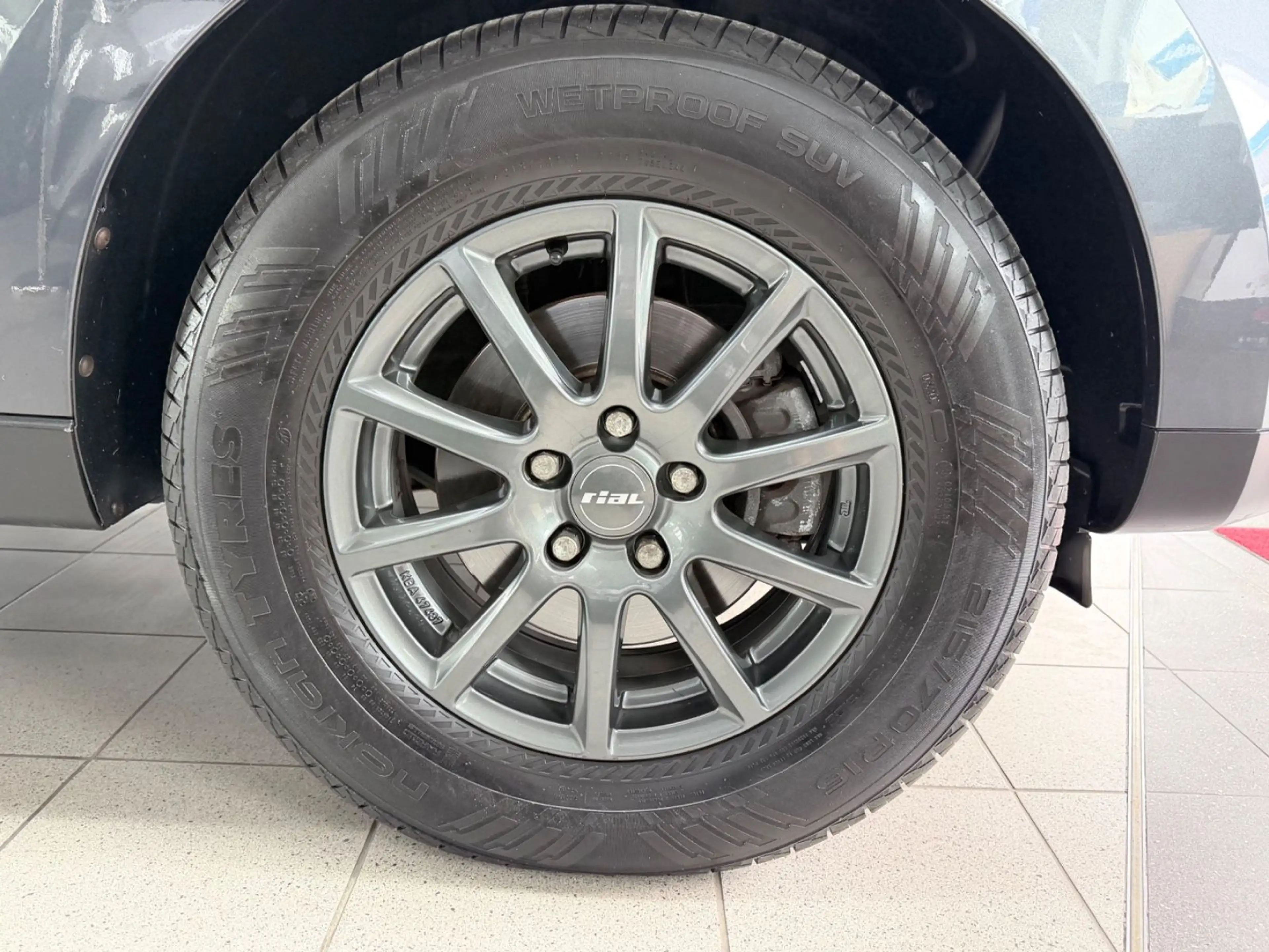Hyundai iX35 Comfort 1.7CRDi Klima PDC SHZ ISOFIX — photo 4