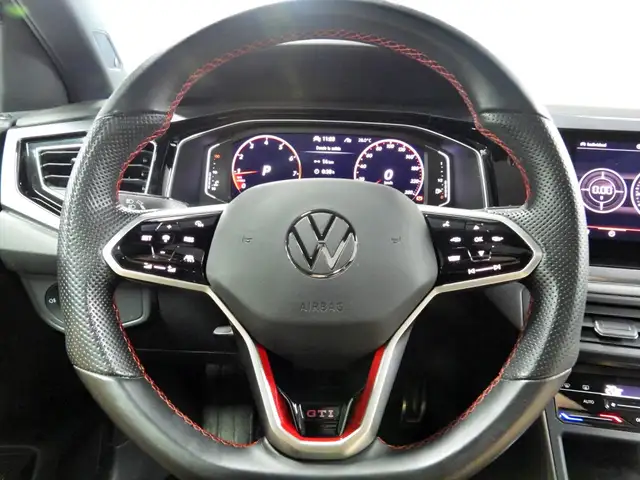 Volkswagen Polo view 13