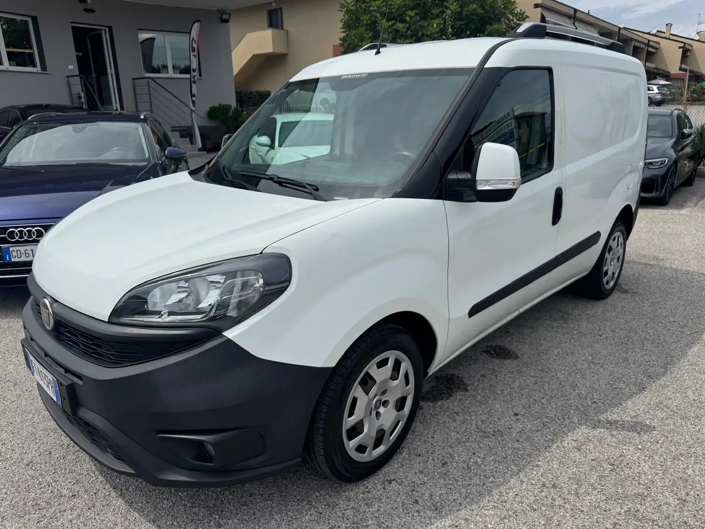 Fiat Doblo Doblò 1.6 MJT 16V 120CV Lounge 3 posti Blanc - 1