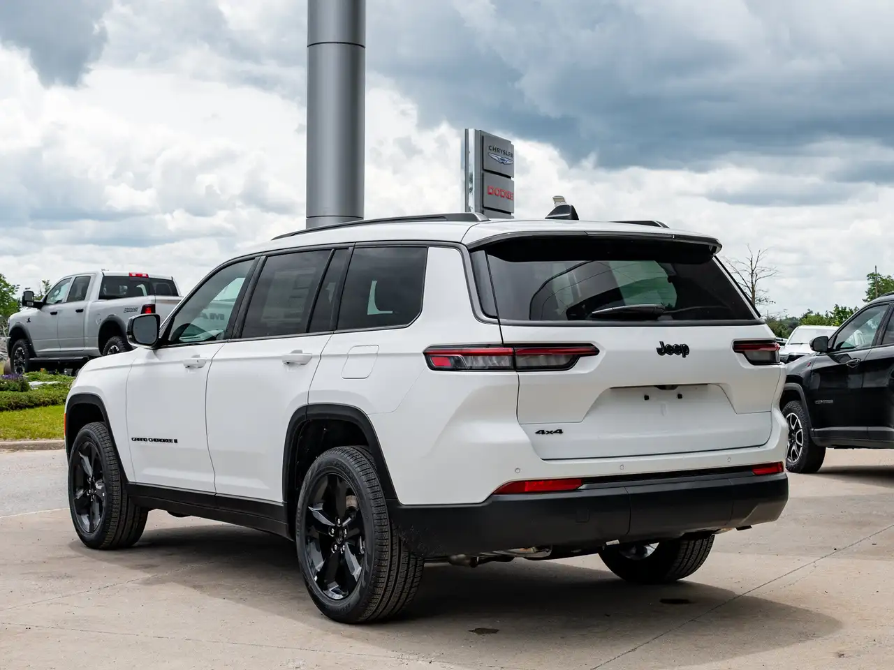 Jeep Grand Cherokee 2026 — фото 6