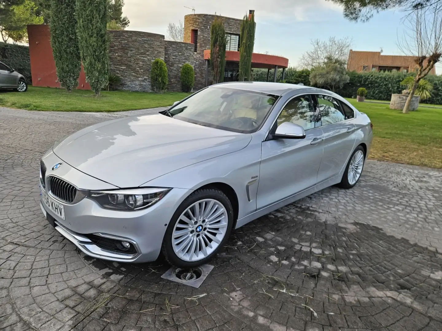 BMW 420 420iA Gran Coupé Plateado - 2