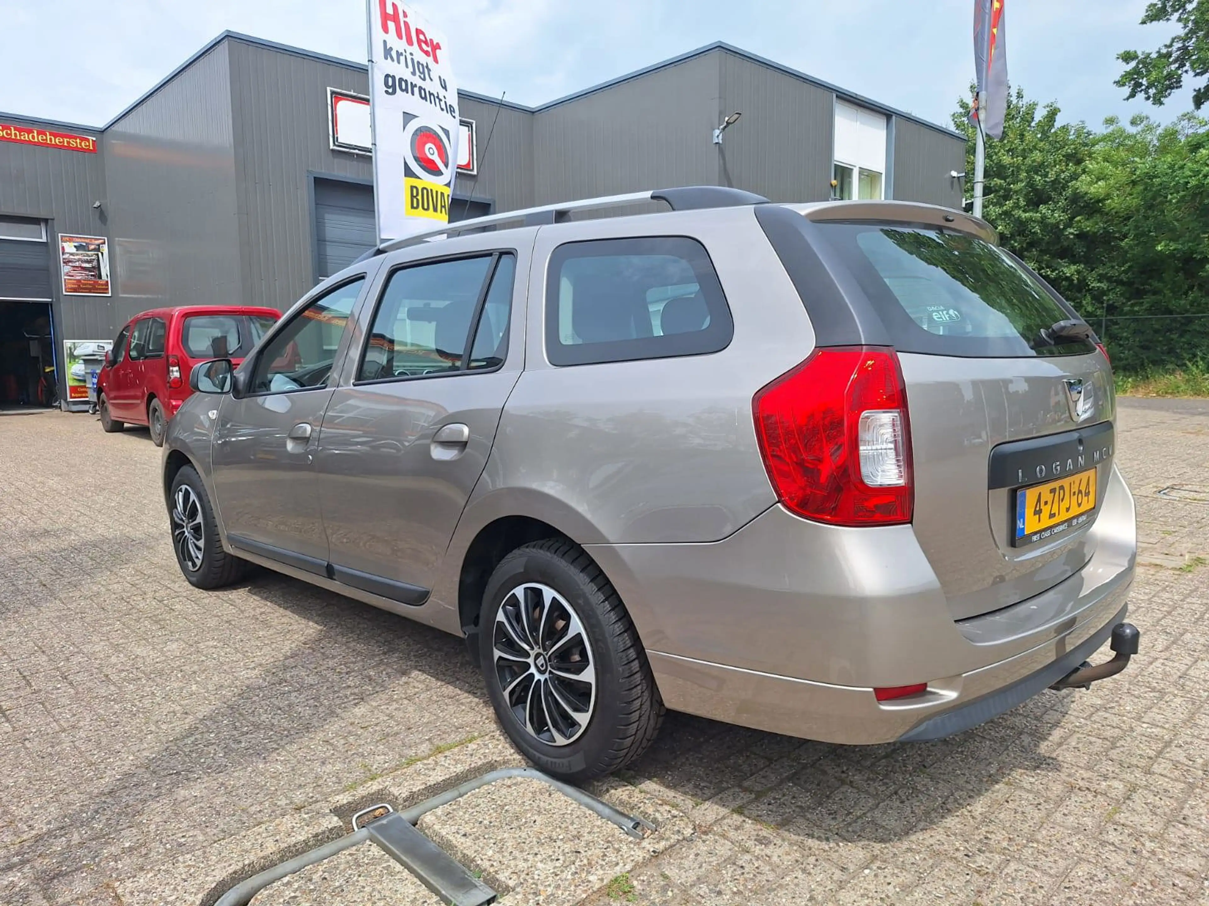 Dacia Logan MCV 0.9 TCe Lauréate | Nwe APK | Airco | Trekhaak — photo 7