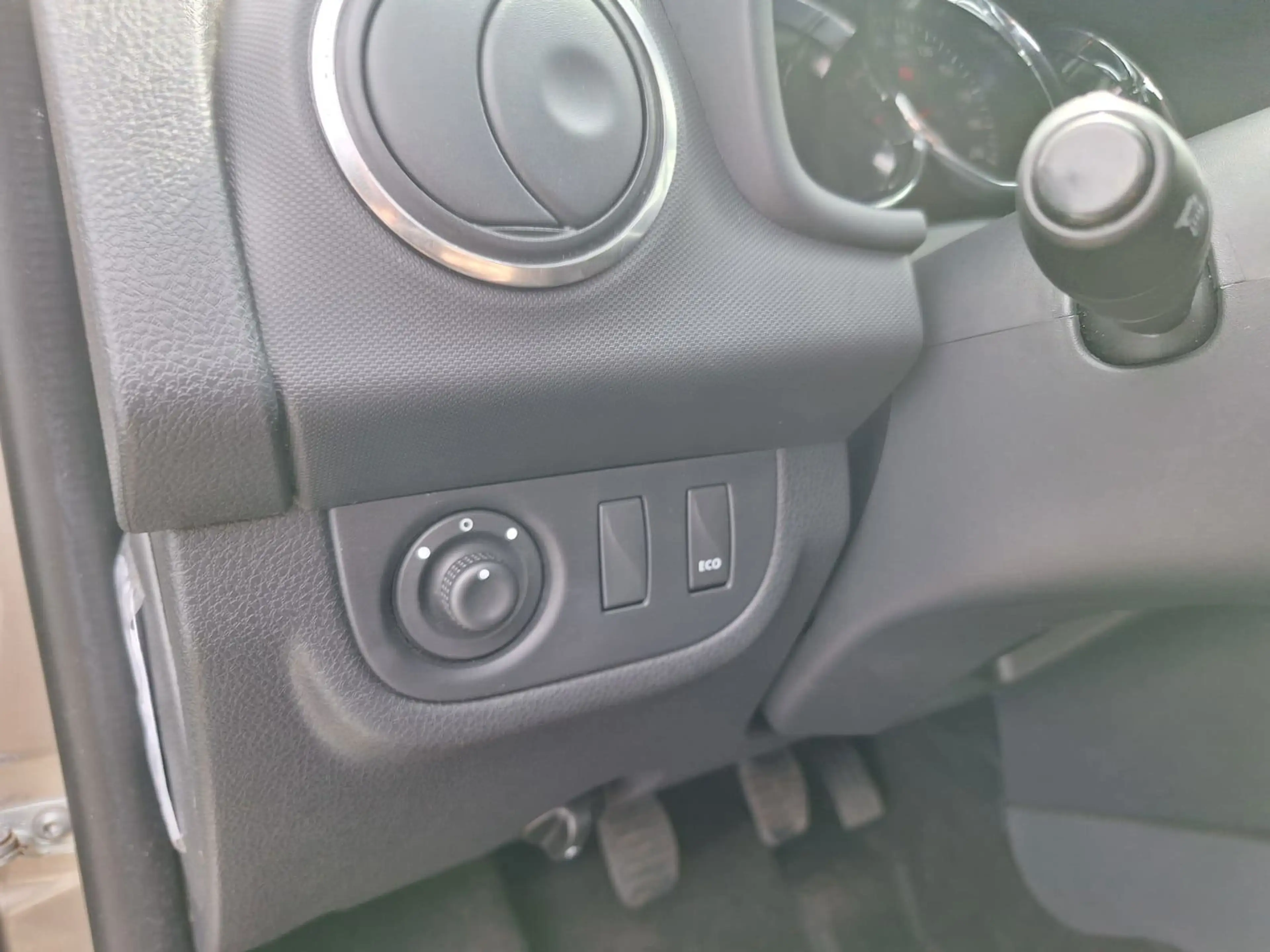 Dacia Logan MCV 0.9 TCe Lauréate | Nwe APK | Airco | Trekhaak — photo 13