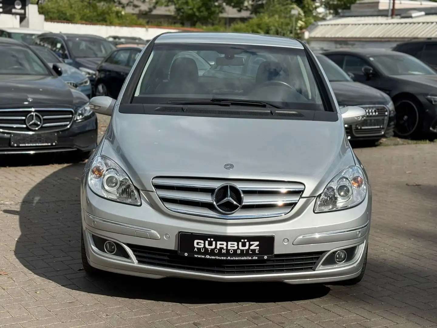 Mercedes-Benz B 200 Automatik*Klima*Szhz*Tempomat*PDC Plateado - 2