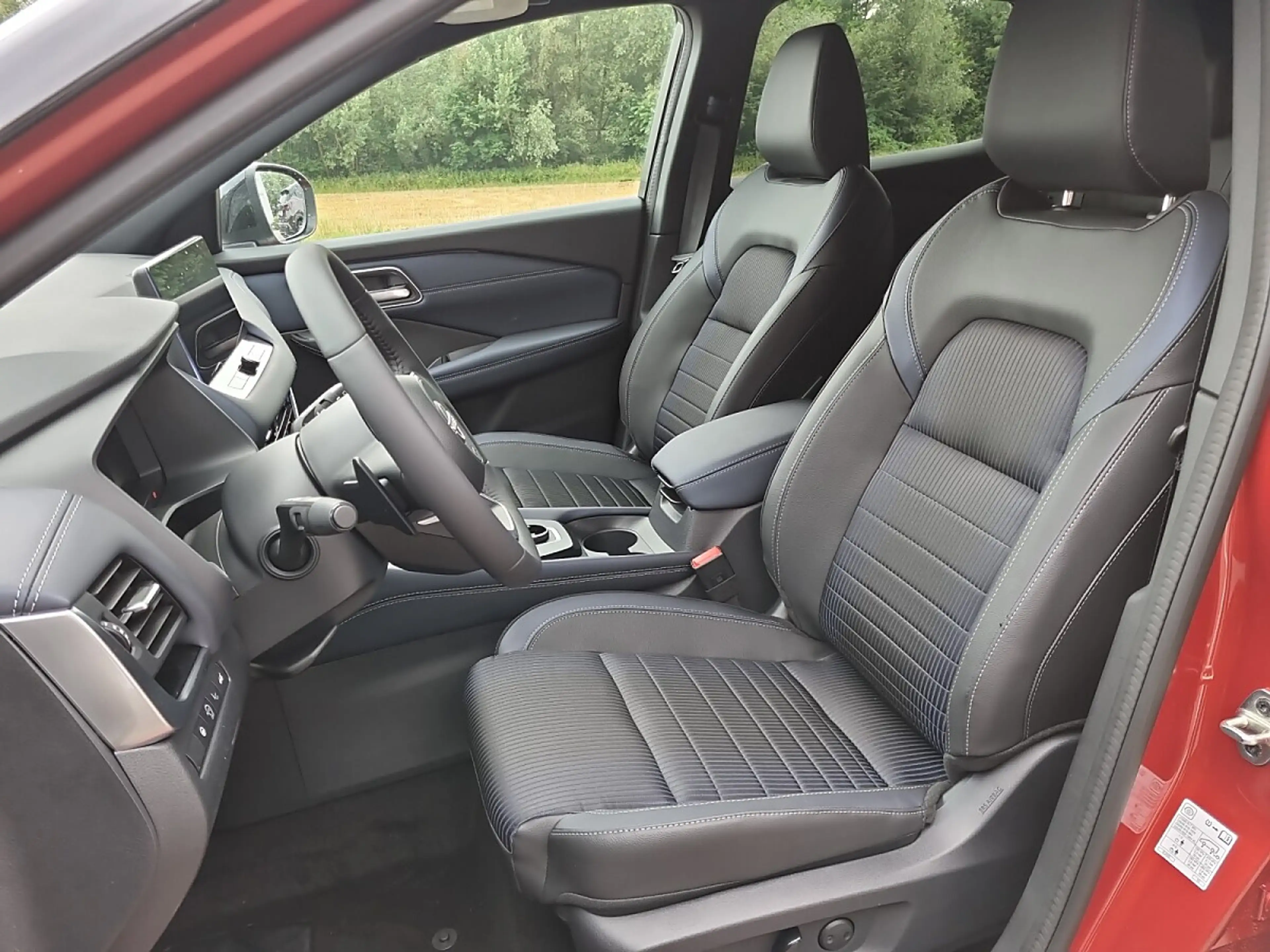 Nissan Qashqai 1,3 MHEV 4x4 Tekna Autom *ab € 25.990,-* — photo 8