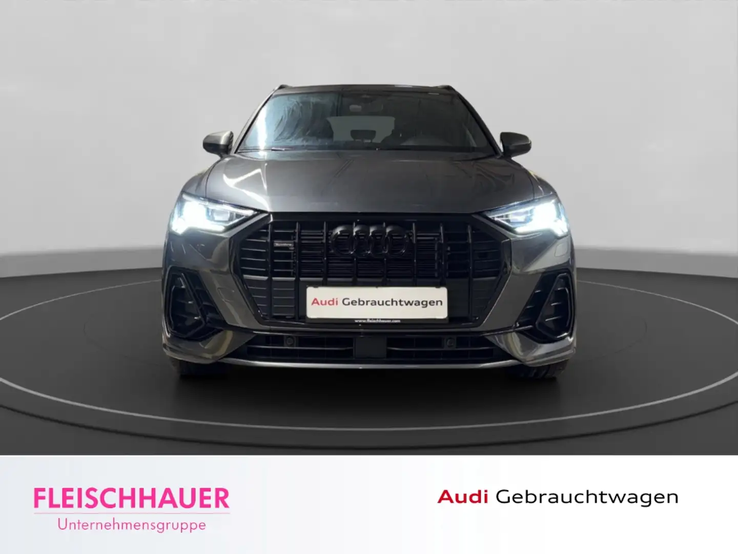 Audi Q3 S line 40 TFSI quattro MATRIX+NAVI+RFK+AHK+SHZ+BUS Grau - 2