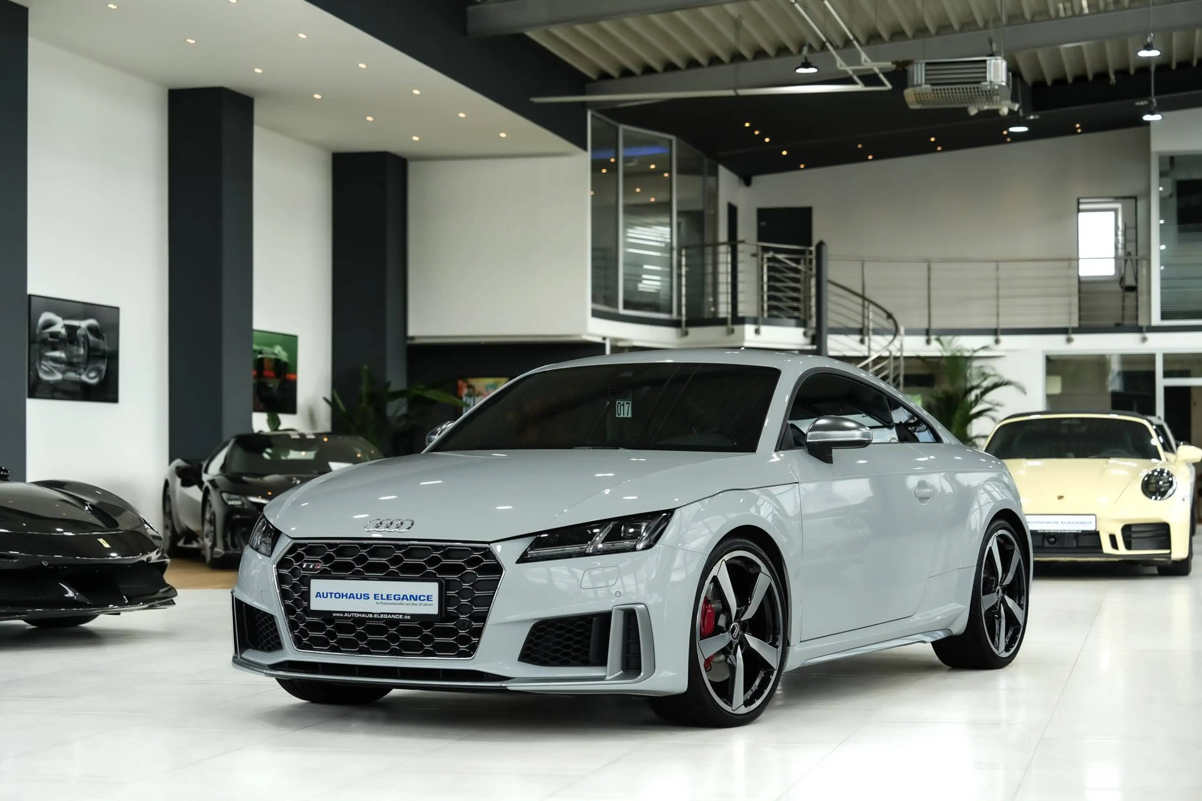 Audi TTS TTS quattro*CARBON-INT*BANG&OLUFSEN*MATRIX*KAMERA*