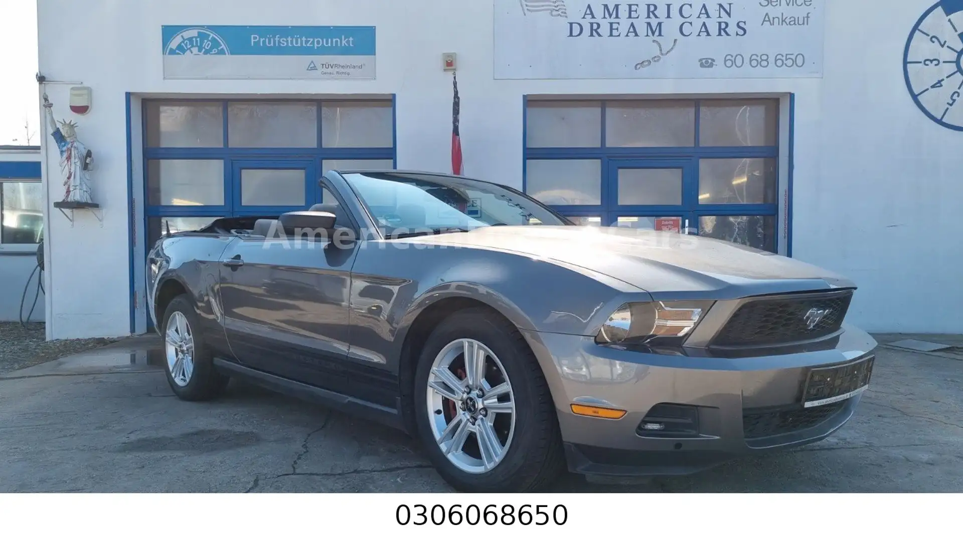 Ford Mustang Cabrio 4.0 V6 Gri - 1