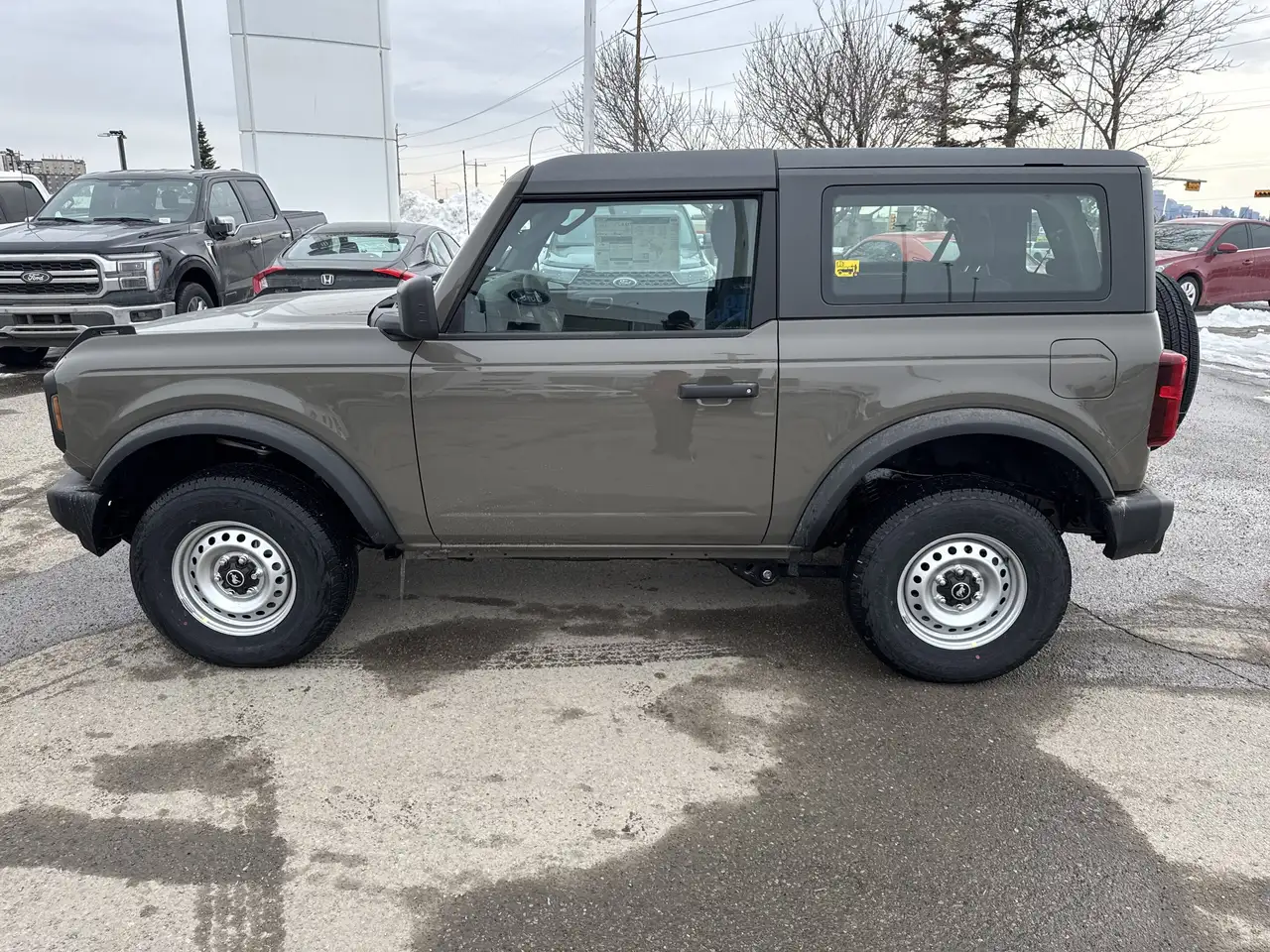 Ford Bronco снимка Ford Bronco