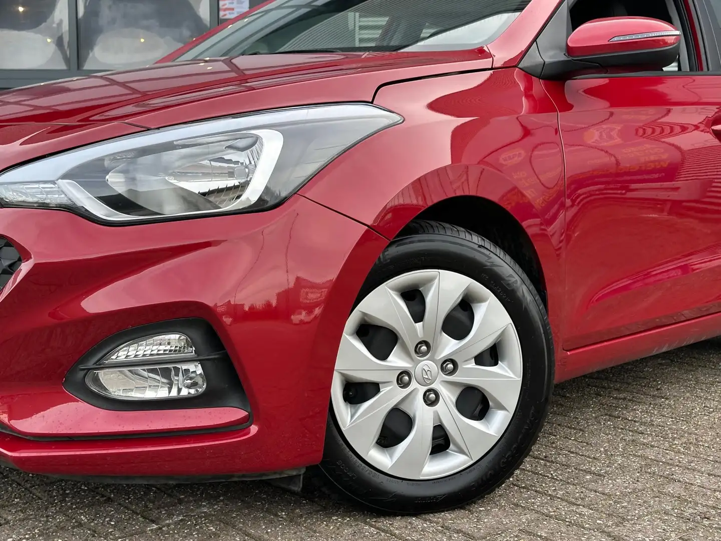 Hyundai i20 1.0 T-GDI Comfort | CRUISECR | Camera | CarPlay| P Rouge - 2