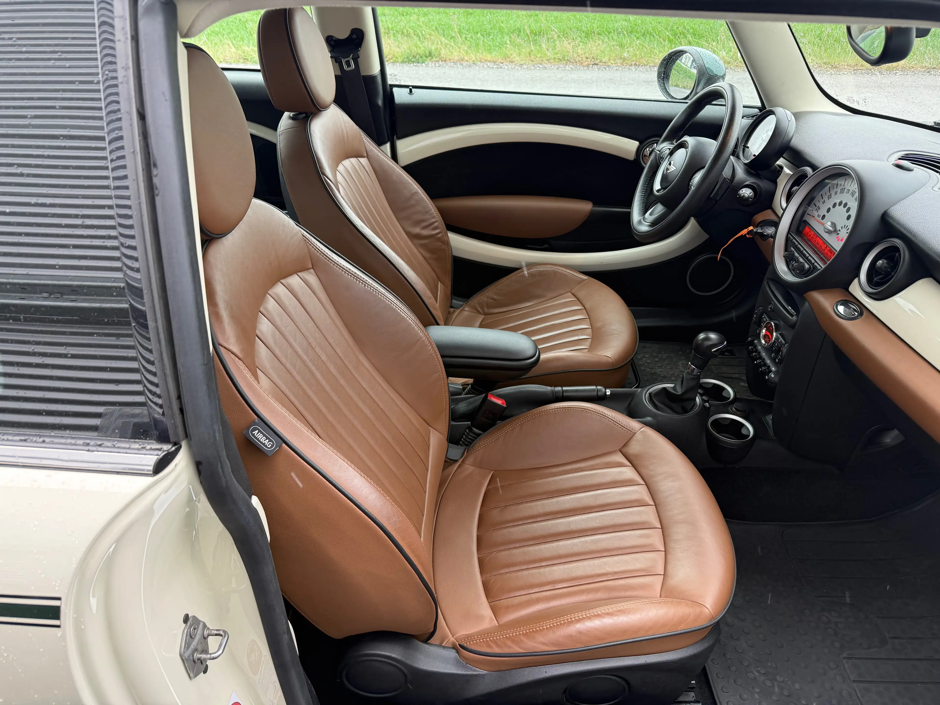 MINI Cooper D Clubman Aut. ID:123 — photo 9