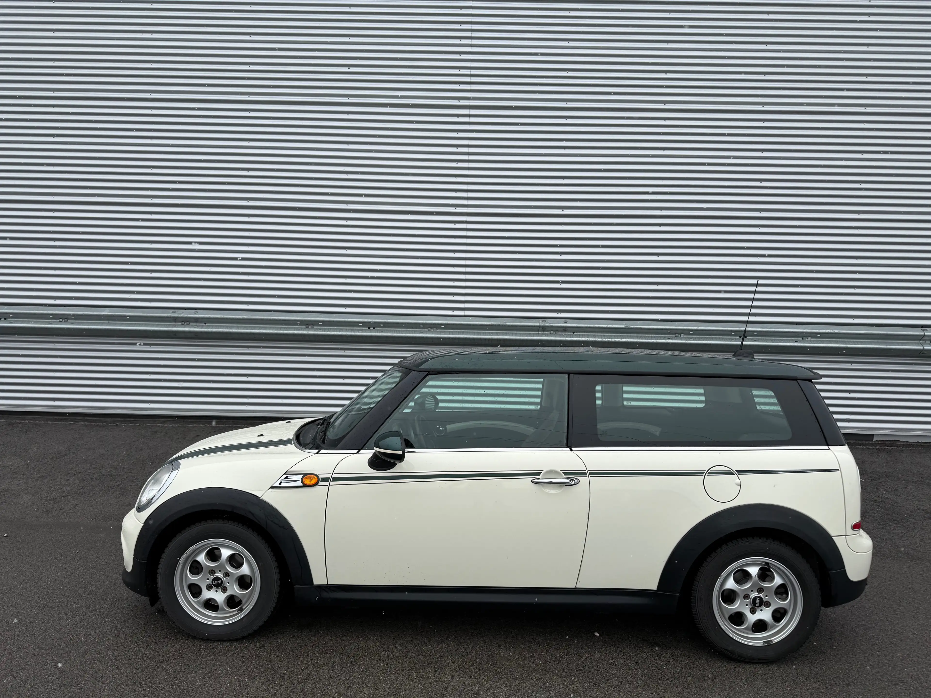 MINI Cooper D Clubman Aut. ID:123 — photo 4