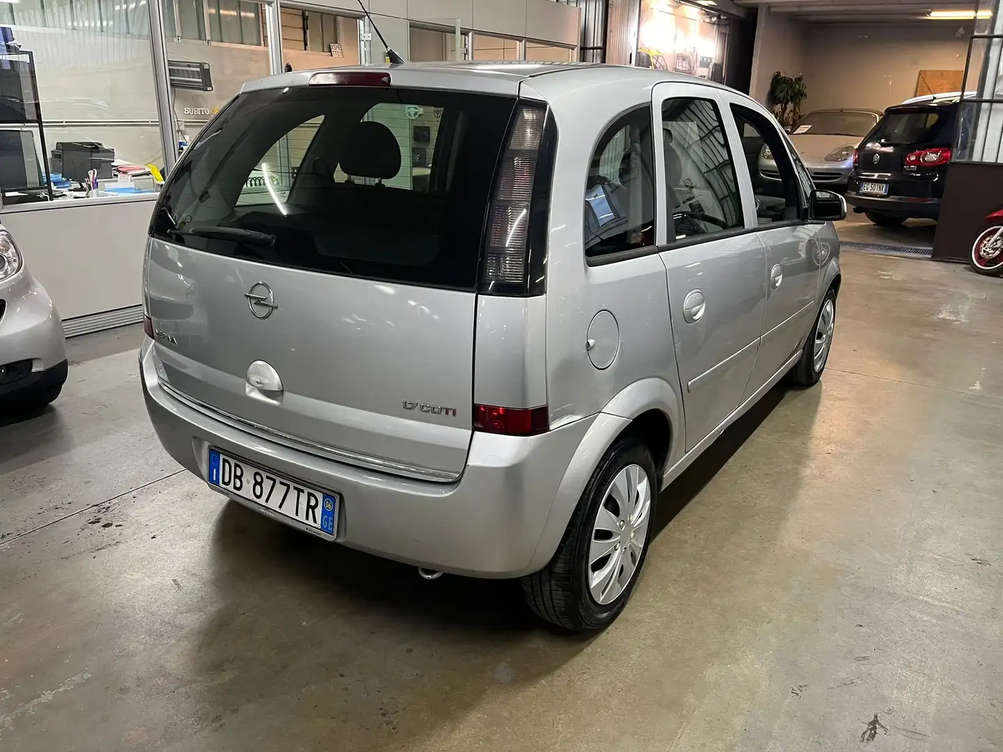 Opel Meriva 1.7 cdti Gris - 2