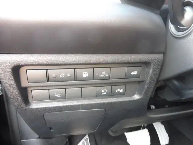 Mitsubishi Outlander view 13