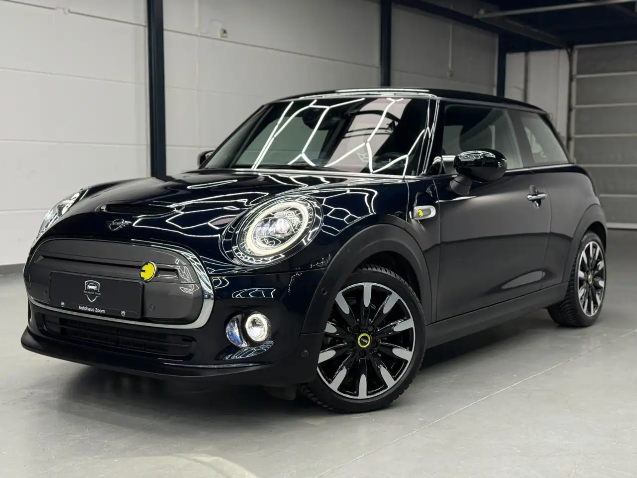 MINI Cooper SE HUD*PANO*HK*CARPLAY*KAMERA*SoH 98% — миниатюра 1