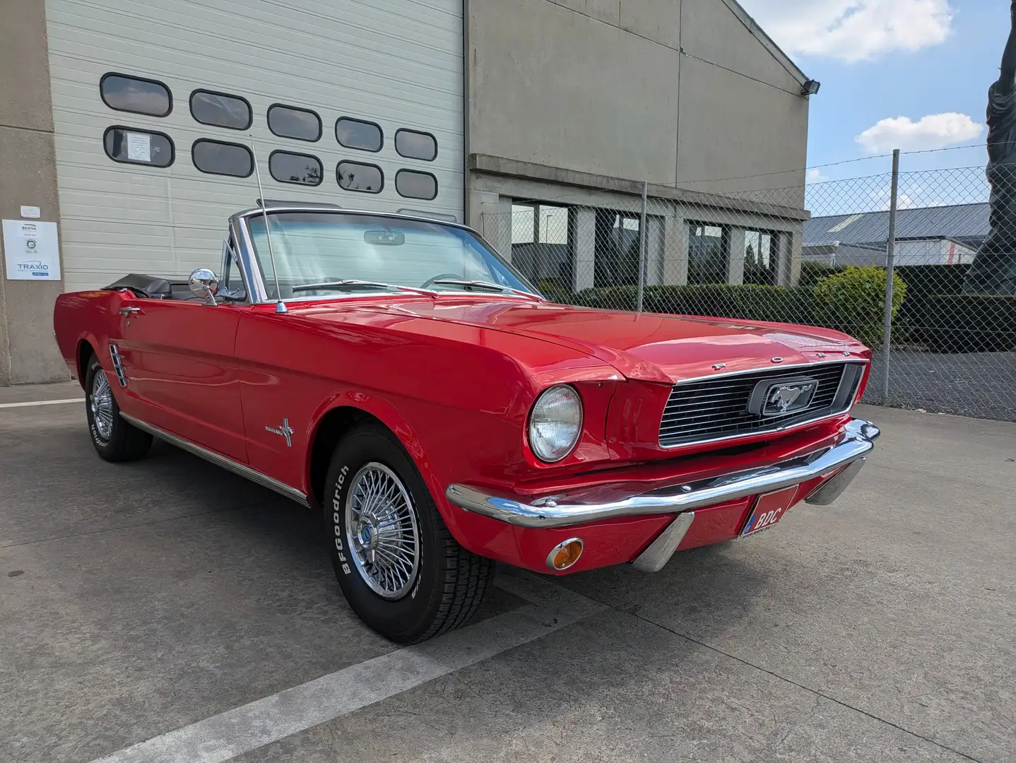 Ford Mustang mustang convertible Rouge - 1