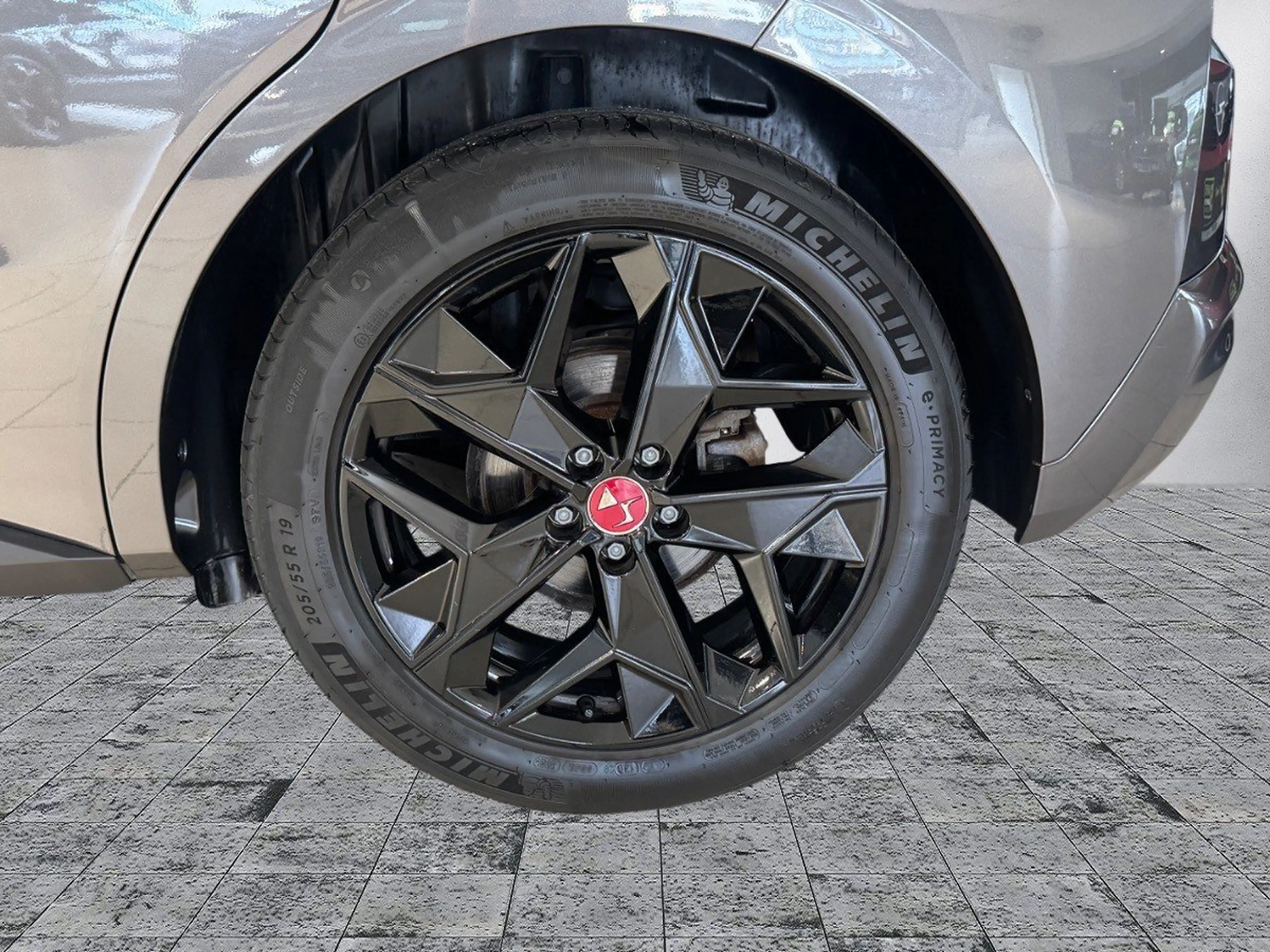 DS Automobiles DS 4 1.2 PureTech 130 S&S Performance Line LED — photo 8