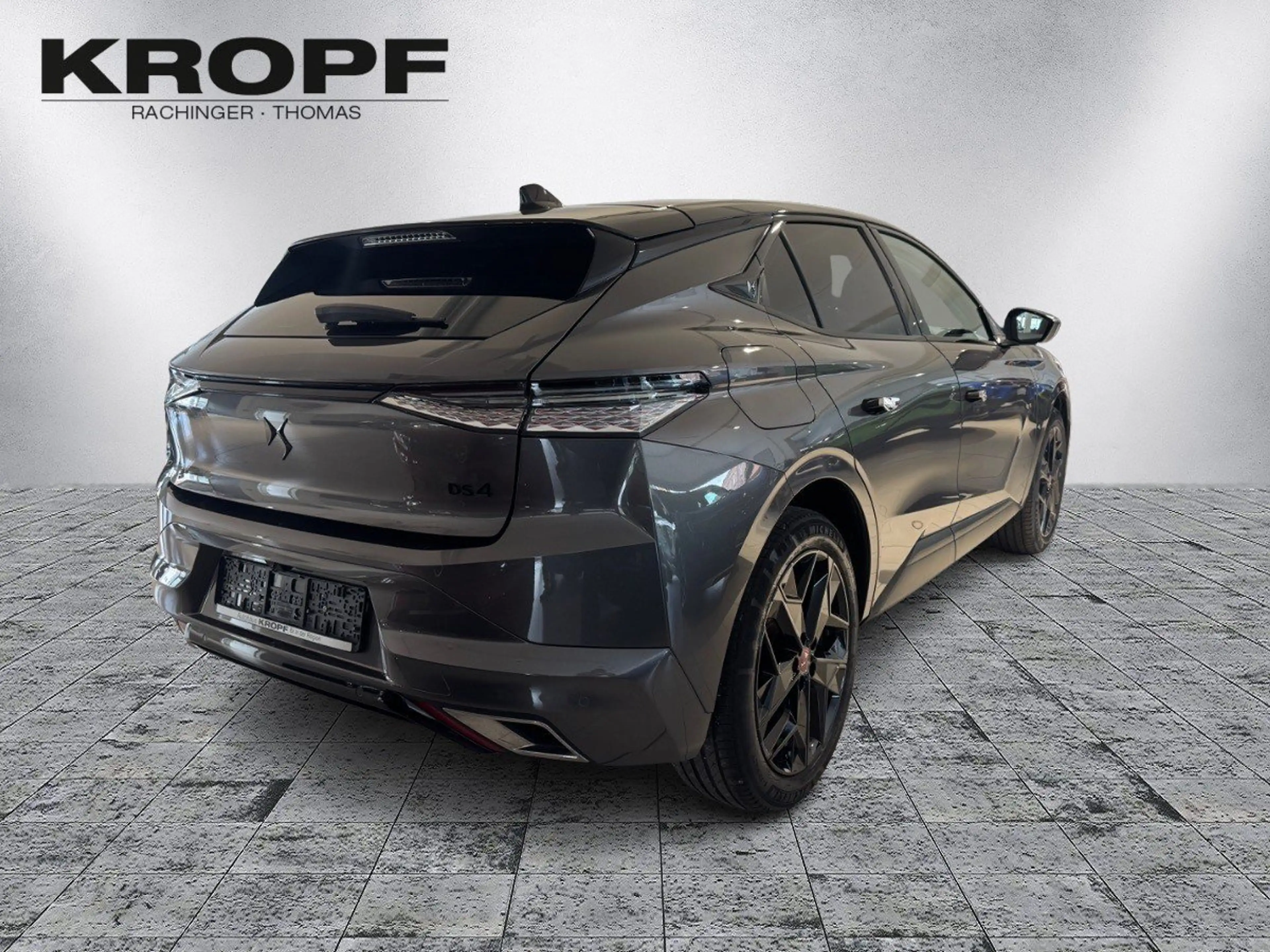 DS Automobiles DS 4 1.2 PureTech 130 S&S Performance Line LED — photo 4