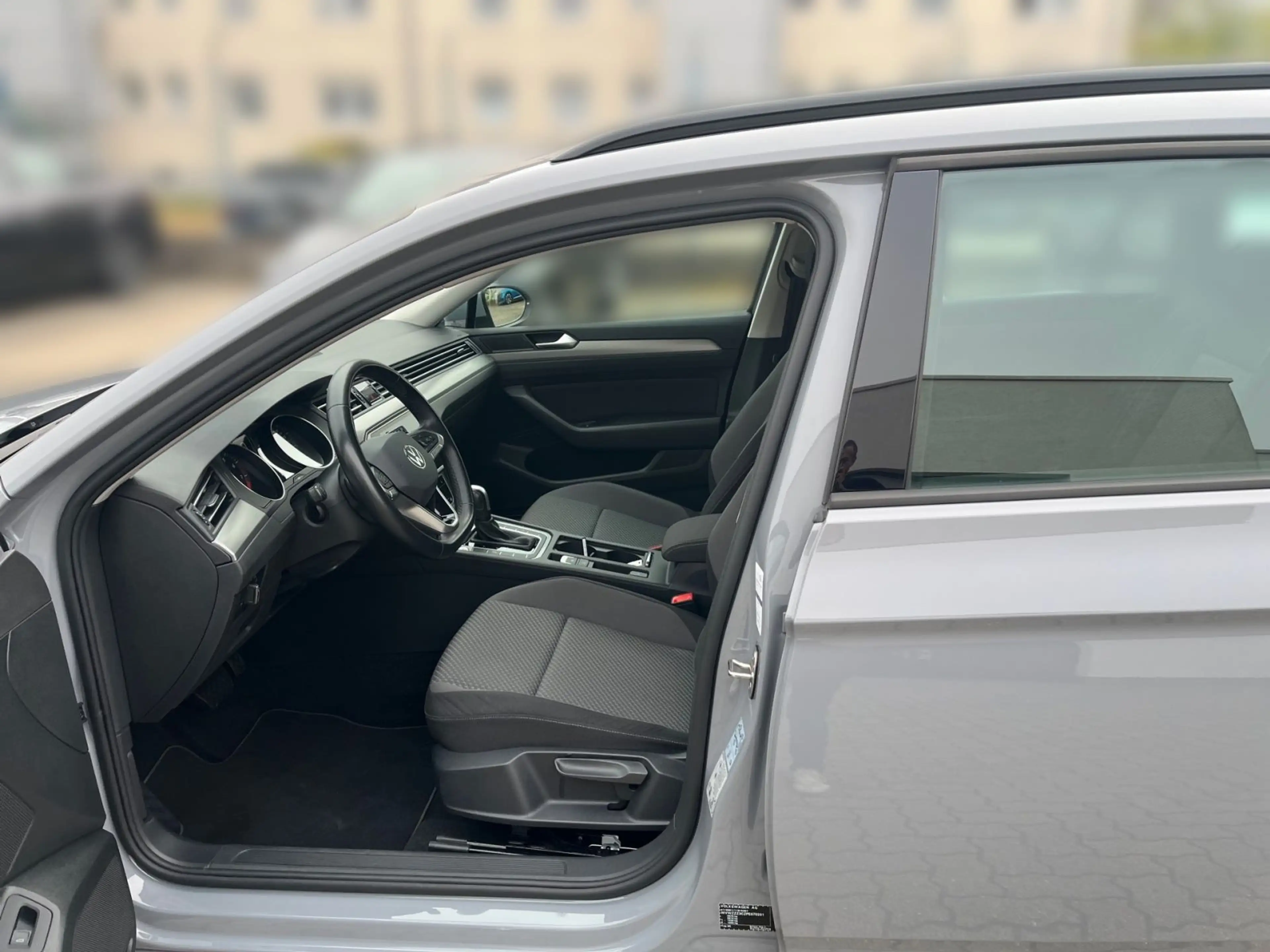 Volkswagen Passat Variant Conceptline 1,5 TSI DSG Navi Busi — photo 8