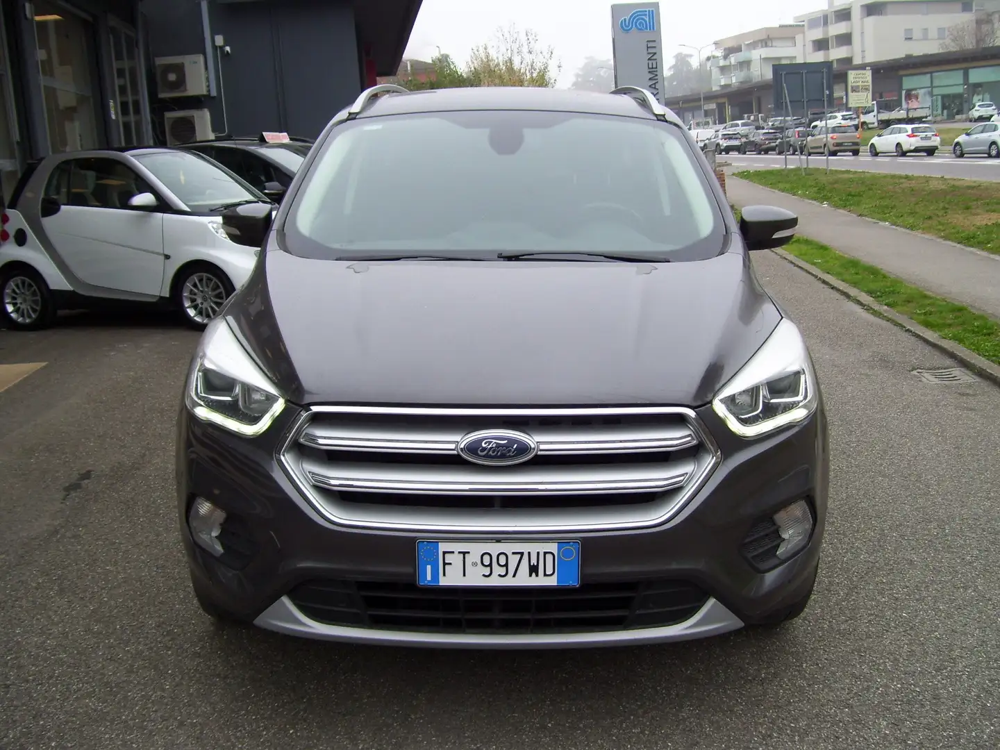 Ford Kuga Kuga 1.5 tdci ST-Line Automatico Grigio - 2