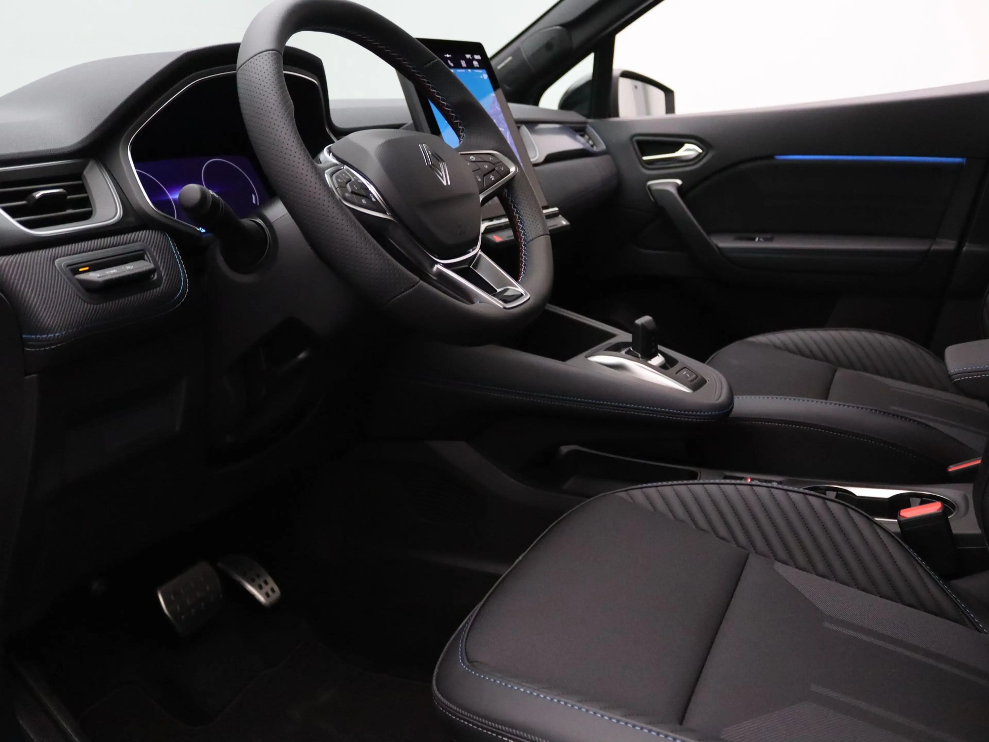 Renault Captur 160pk E-Tech full hybrid esprit Alpine Apple Carpl — photo 3