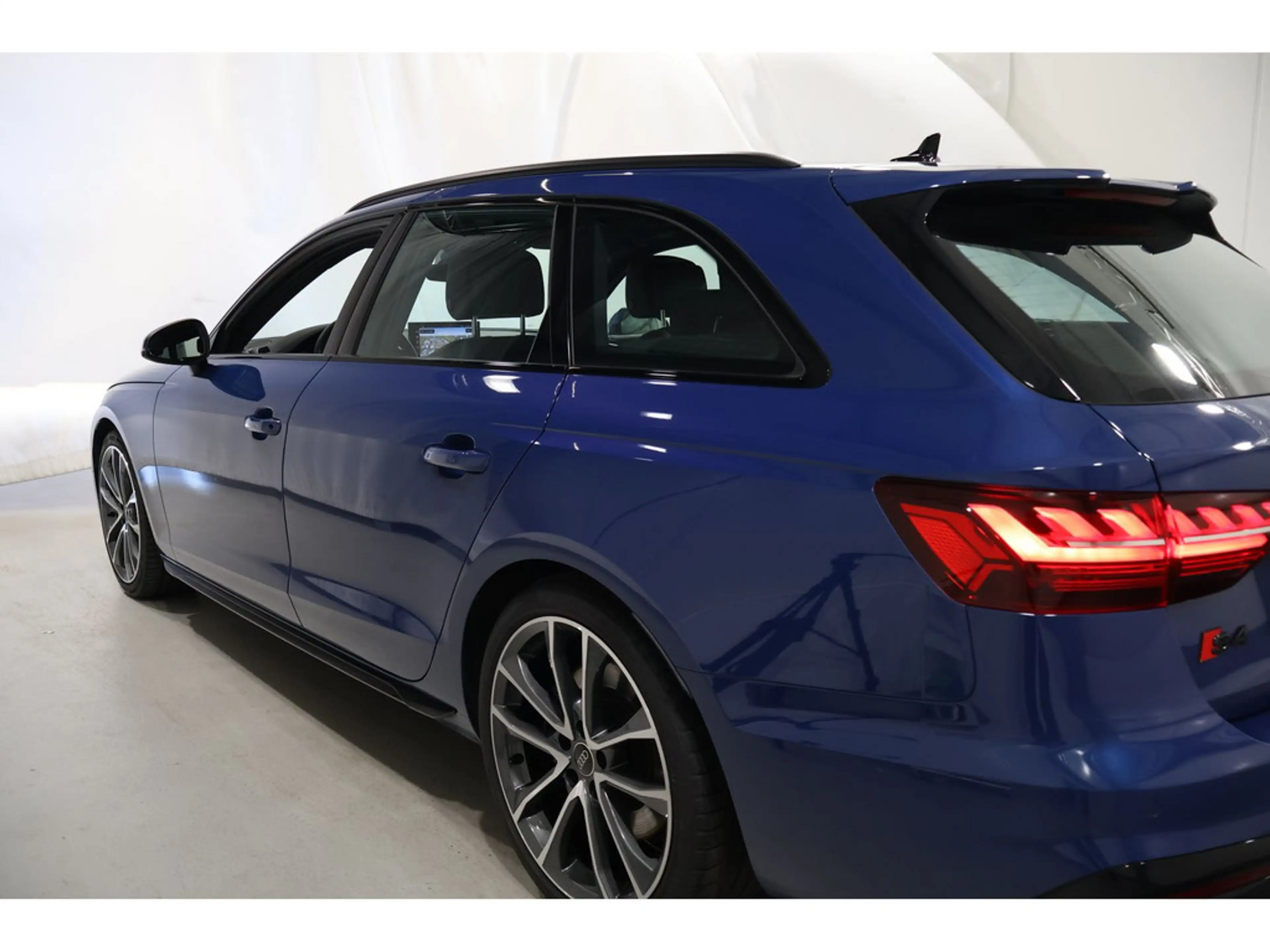 Audi S4 Avant 3.0 TDI quattro B&O*Pano*LED — photo 14