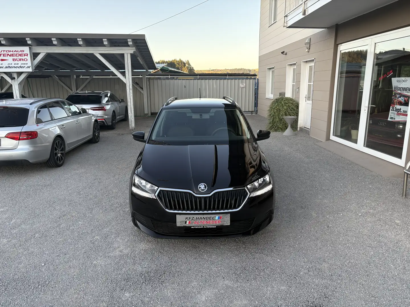 Skoda Fabia Combi 1,0 20 "CARPLAY*KLIMA*SITZH" Noir - 2