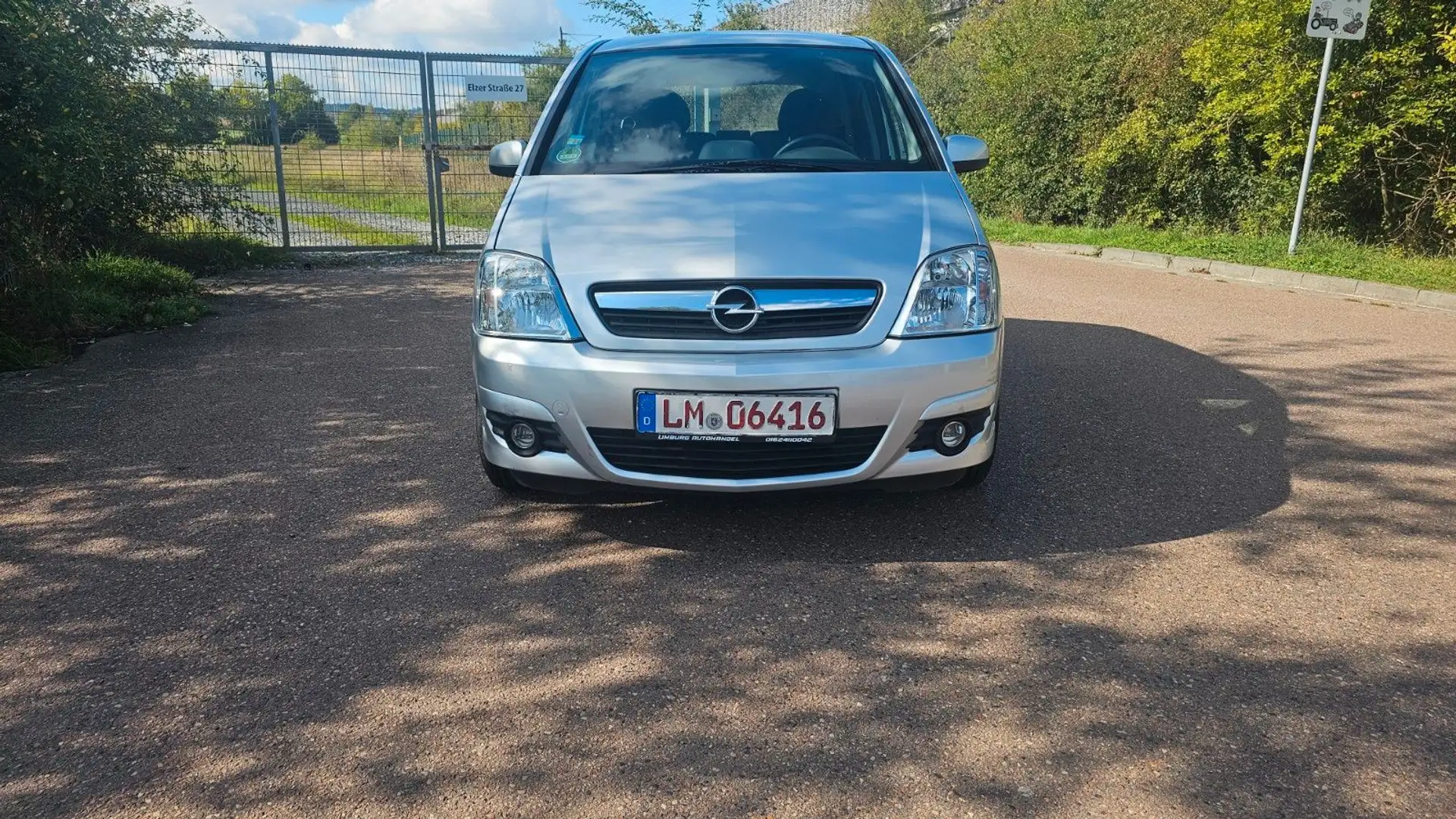 Opel Meriva Edition Silber - 1