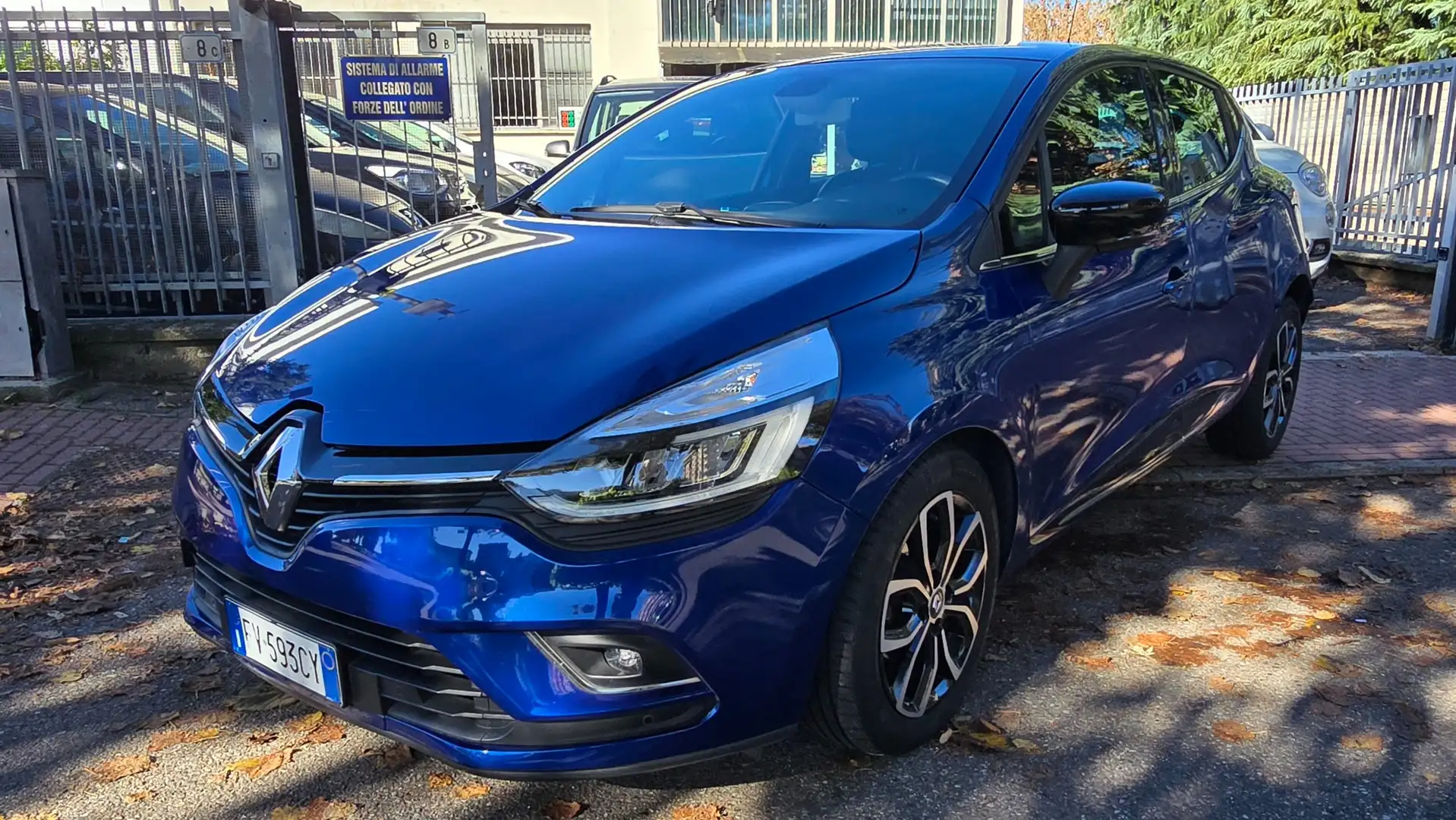 Renault Clio TCe 12V 90CV Moschino Intens GPL OK NEOPATENTATI Blu/Azzurro - 1