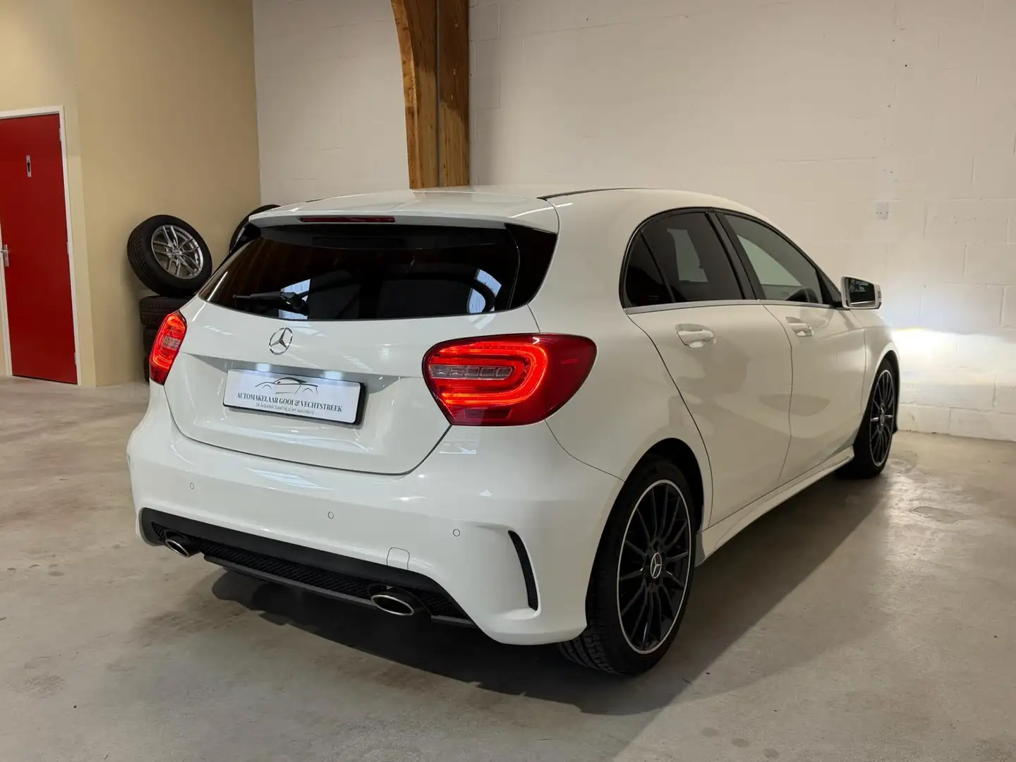 Mercedes-Benz A 180 AMG-line - Dealer onderhouden Blanc - 2