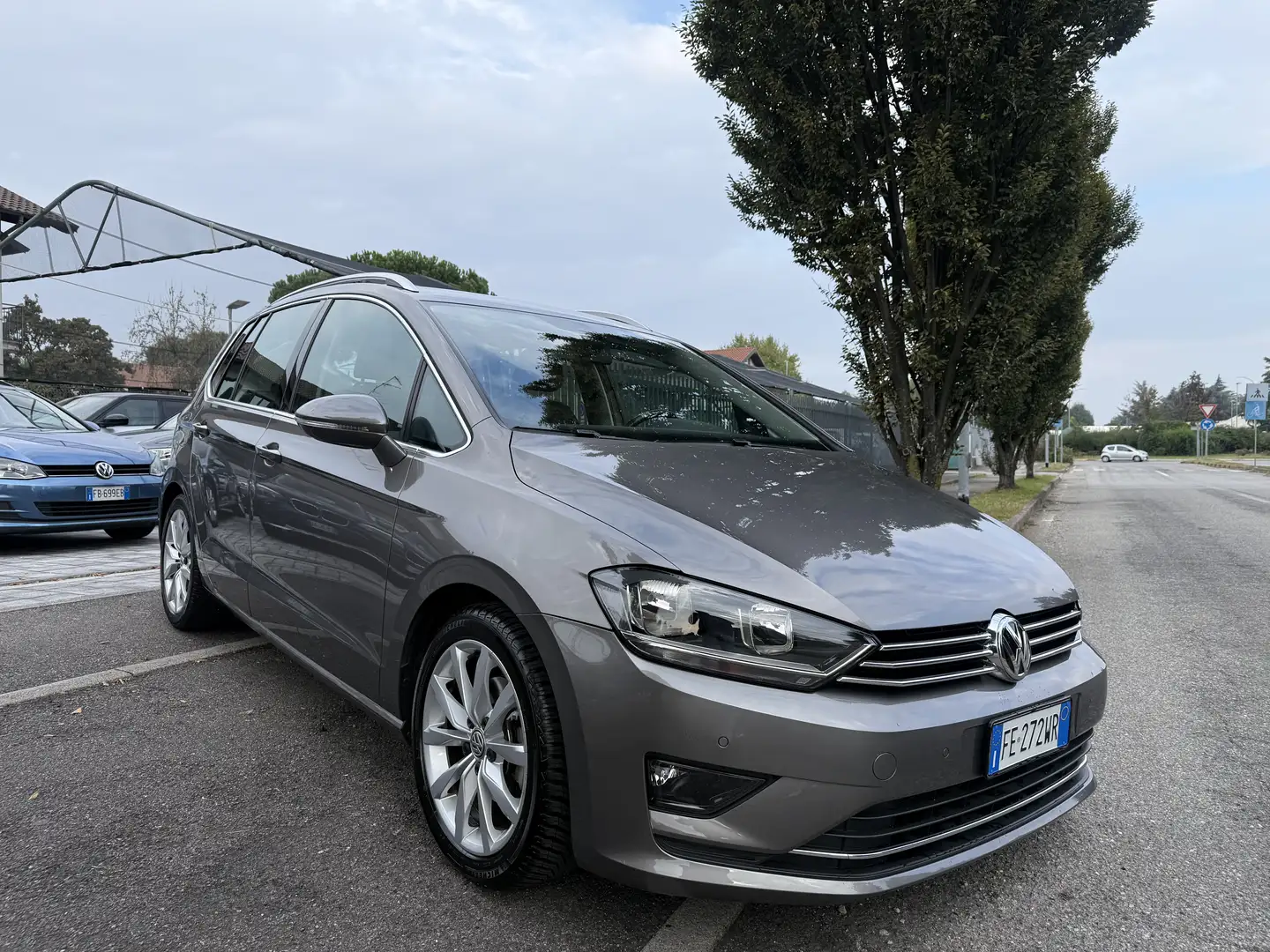 Volkswagen Golf Sportsvan 1.4 tsi Comfortline Business 125cv dsg Grigio - 1