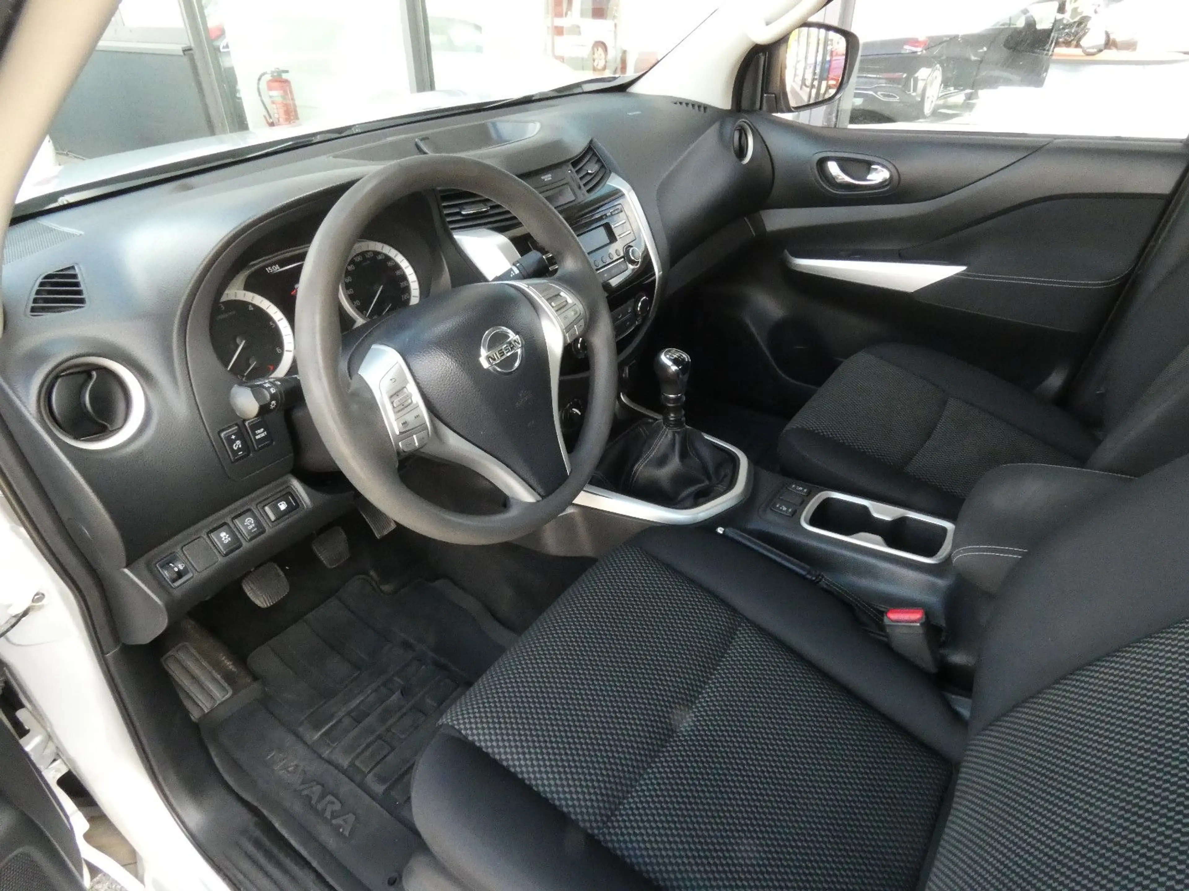 Nissan Navara 2.3 DCI Double Cap 4x4*Differential* — photo 9