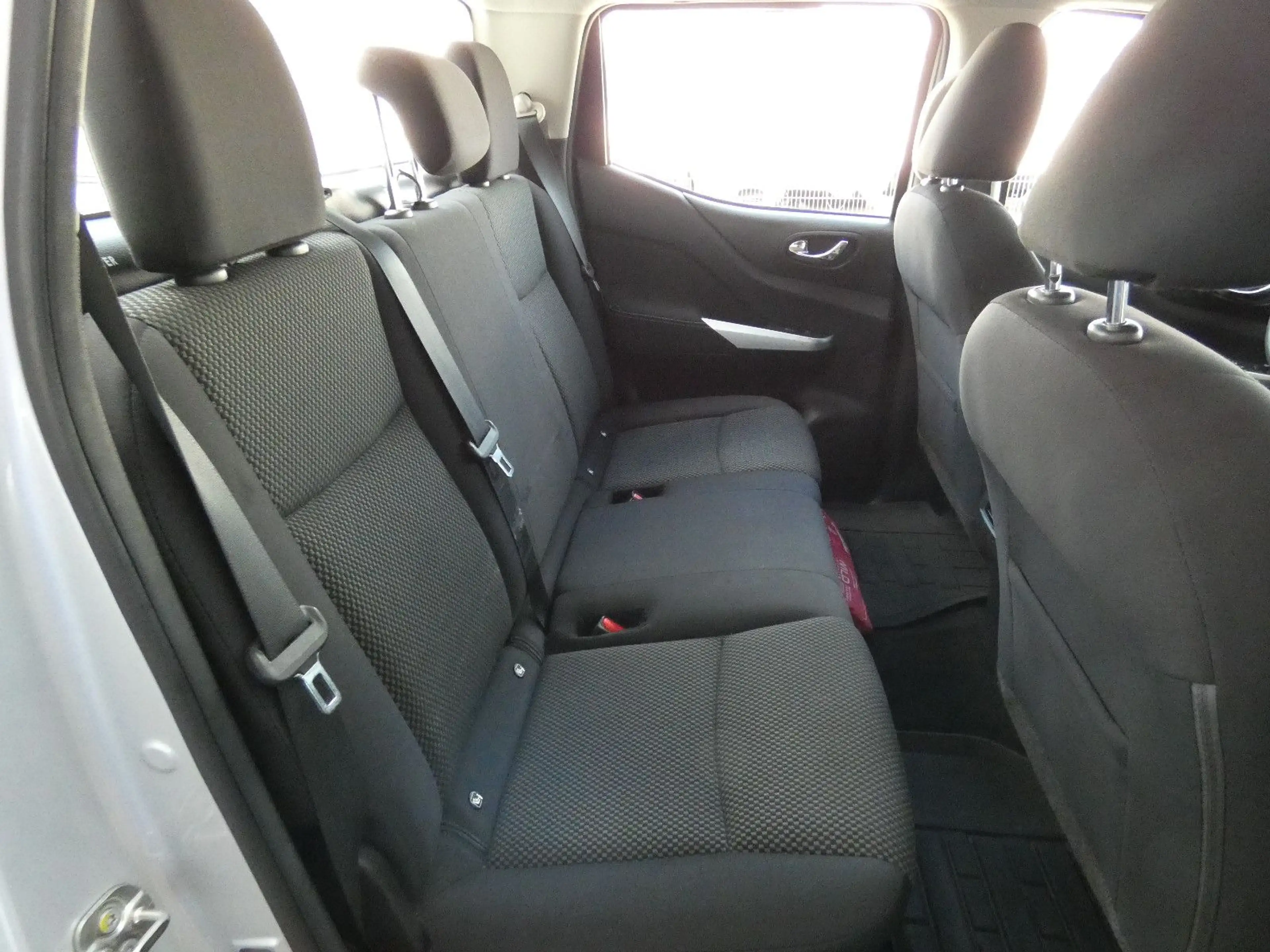 Nissan Navara 2.3 DCI Double Cap 4x4*Differential* — photo 14