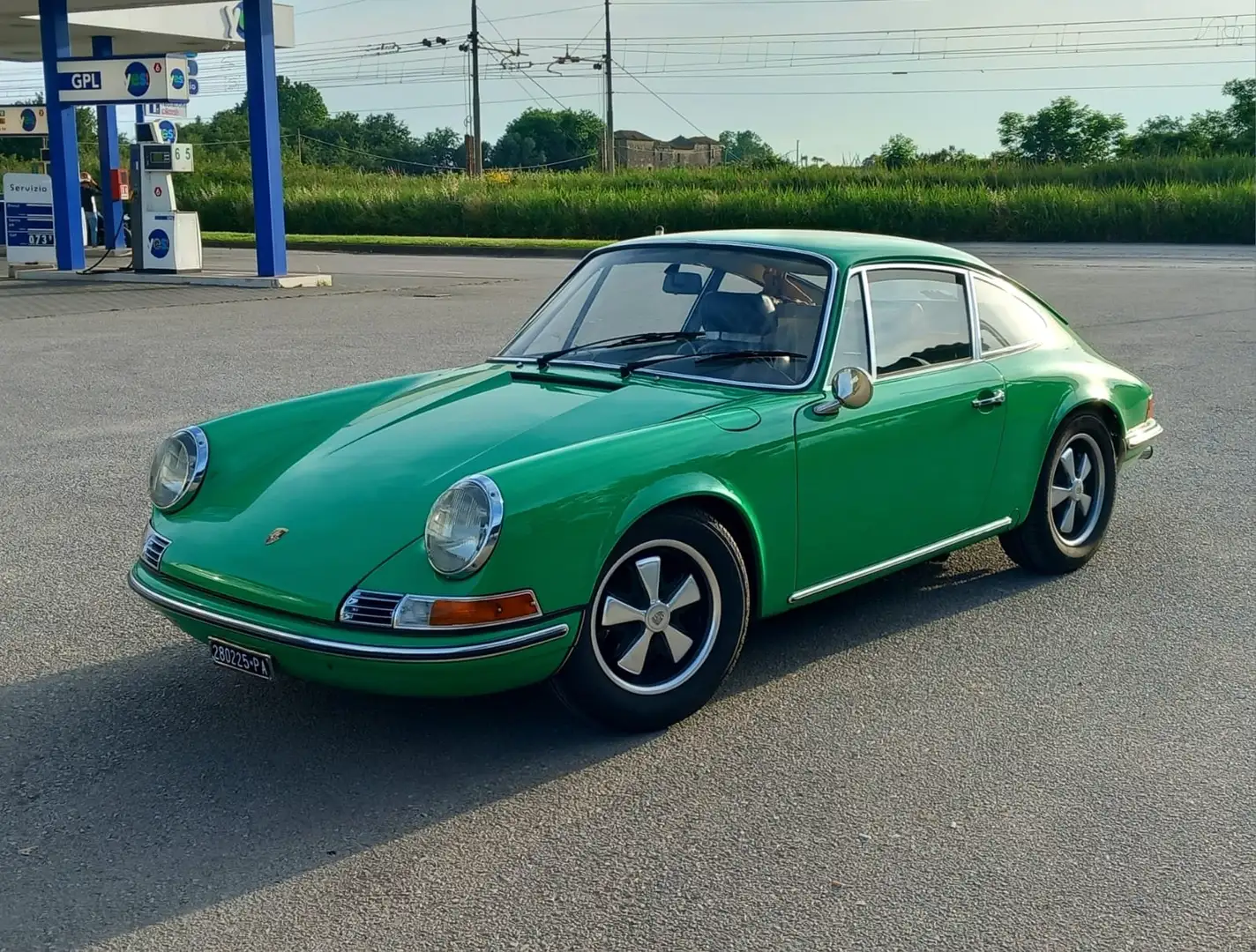 Porsche 911 2.2 T Verde - 1