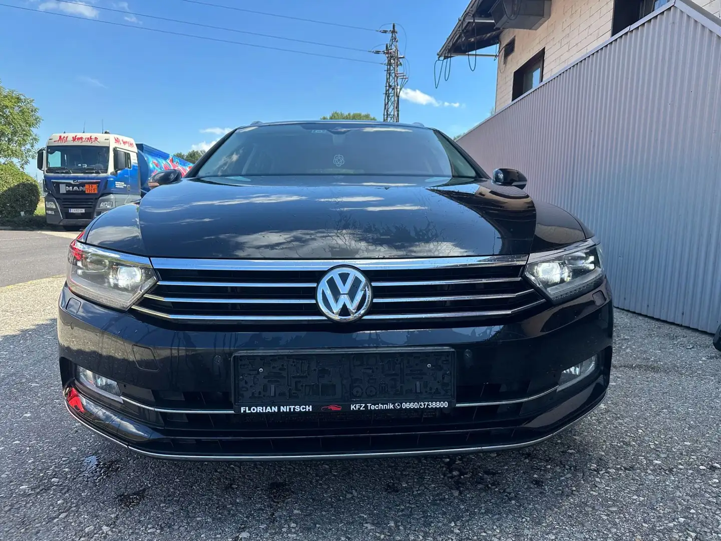 Volkswagen Passat Variant Highline 2,0 TDI DSG ACC-AHK-LED Schwarz - 2