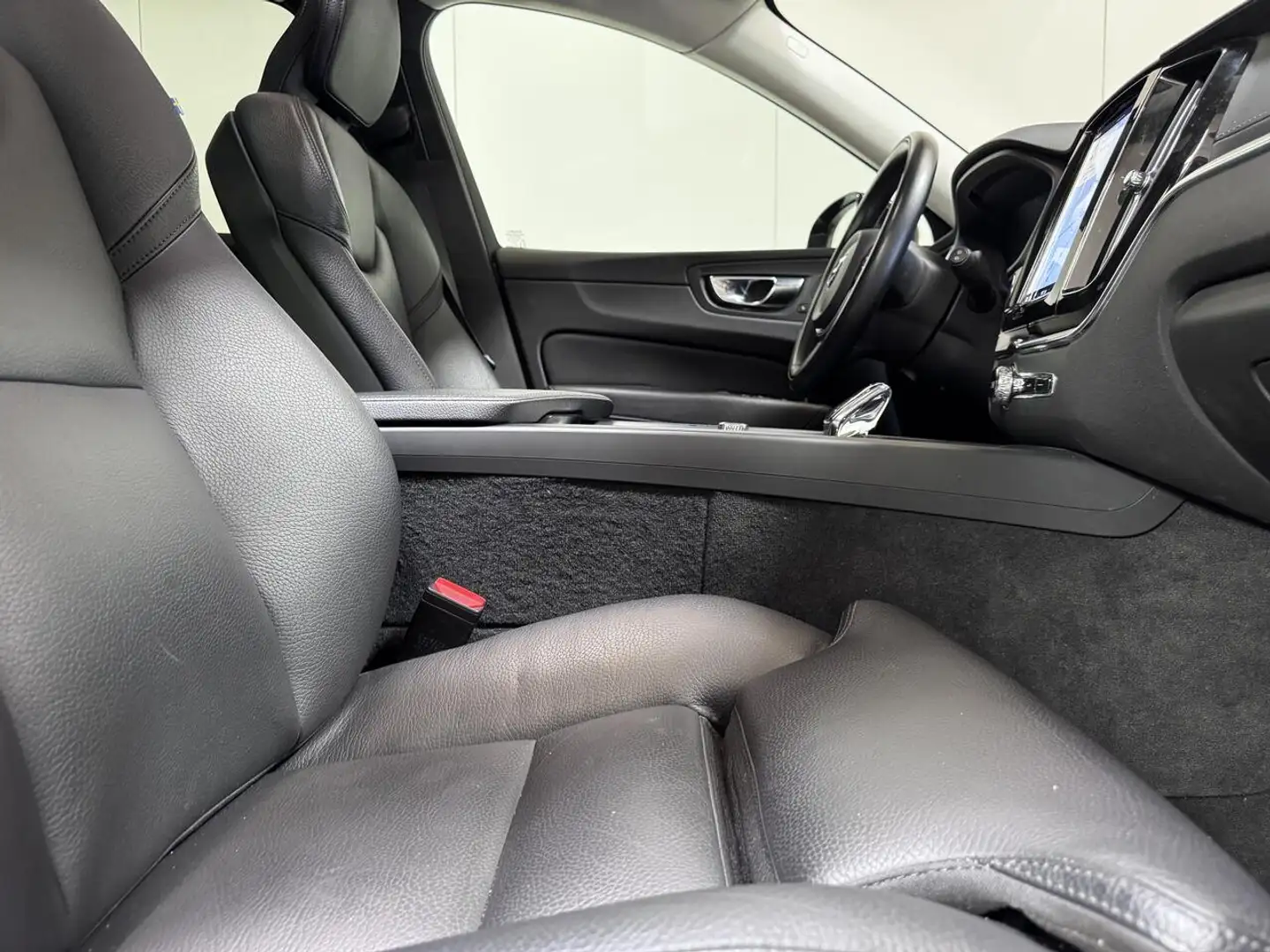 Volvo XC60 2.0 T6 Hybrid - Pano - Apple Carplay - Topstaat... Noir - 2