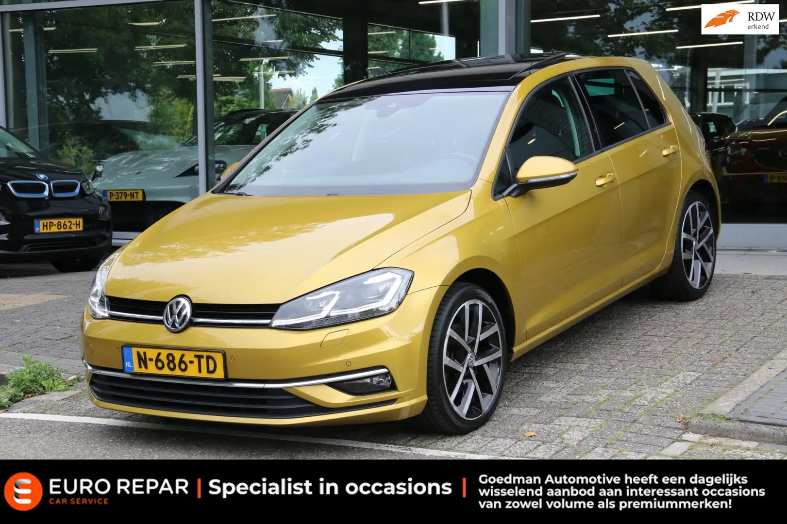 Volkswagen Golf 1.4 TSI Highline Business R PANO-DAK! Geel - 1