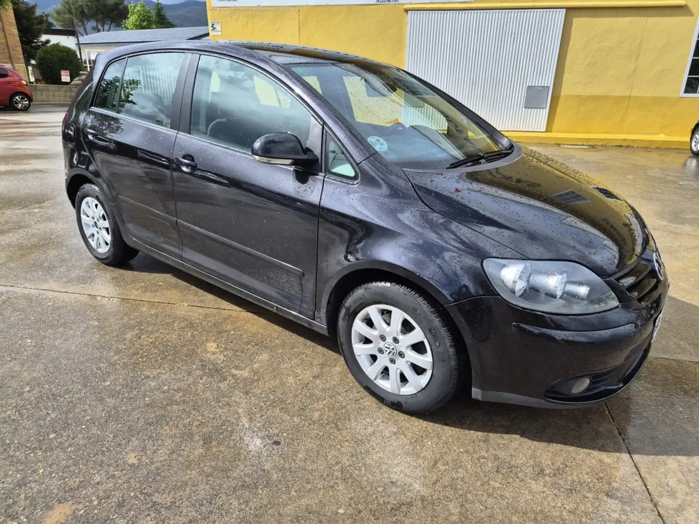 Volkswagen Golf Plus 1.9TDI Sportline Negro - 1